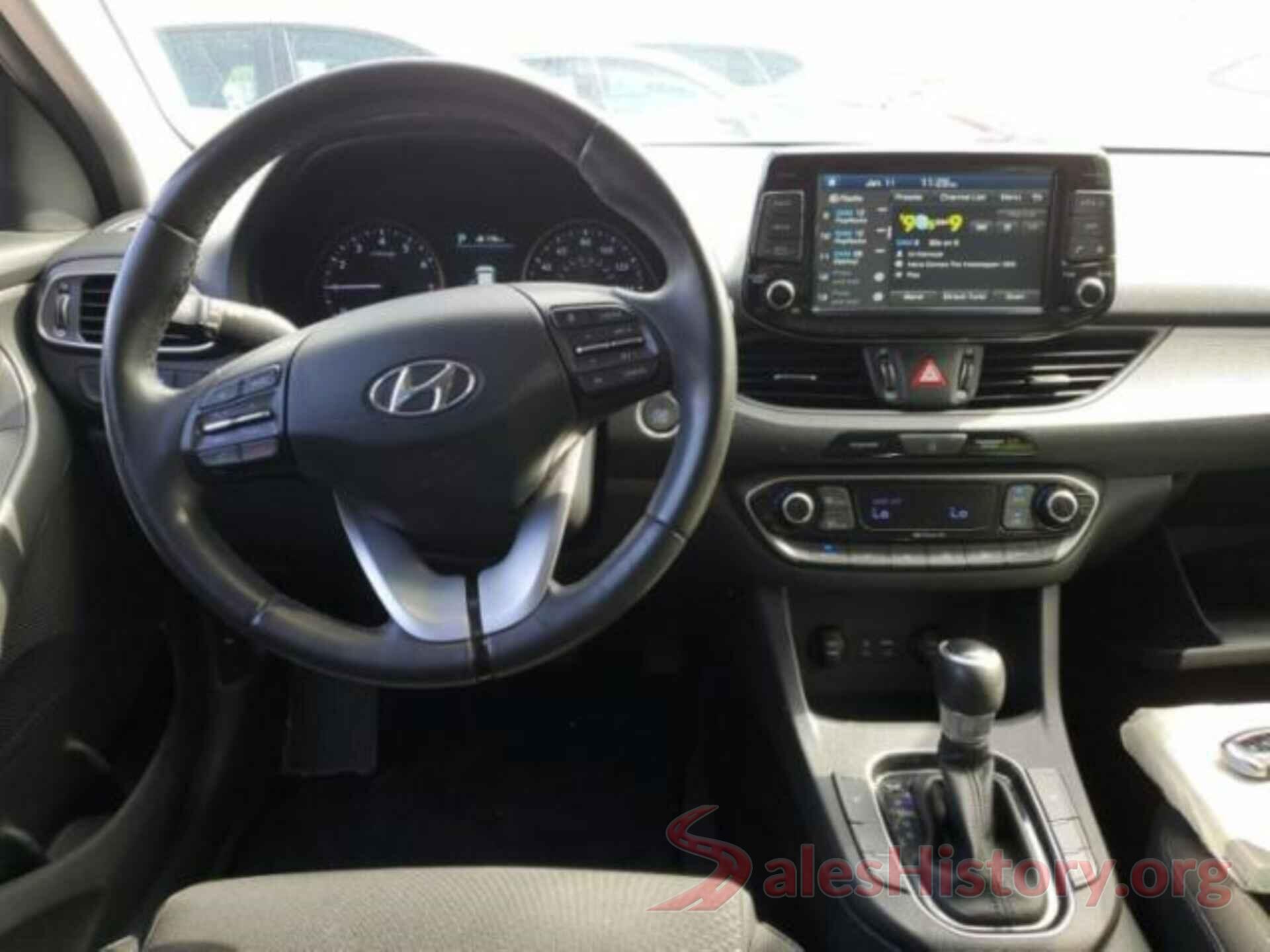 KMHH35LE4JU027528 2018 HYUNDAI ELANTRA GT