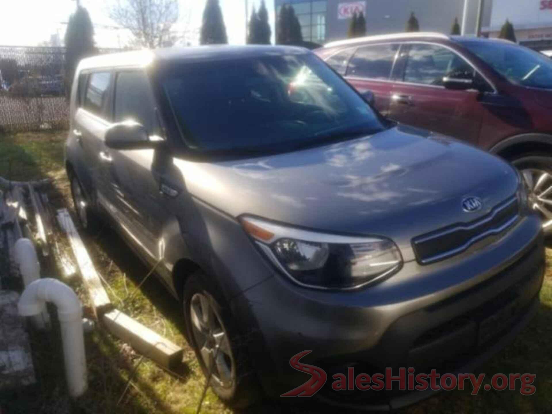 KNDJN2A25J7568349 2018 KIA SOUL