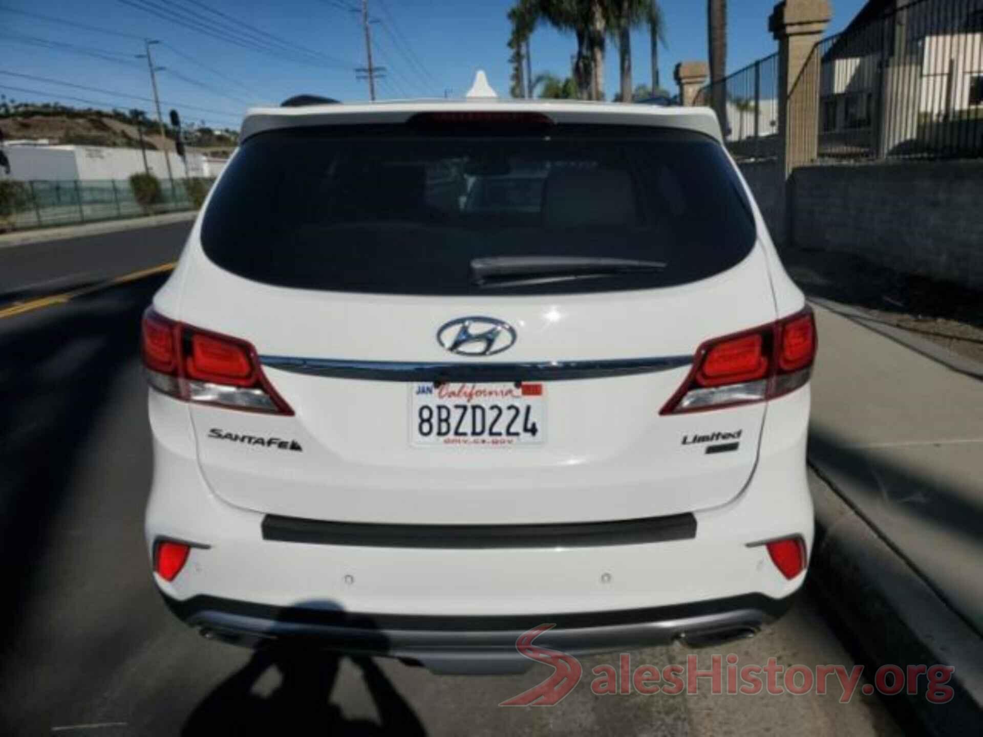 KM8SR4HF6JU268328 2018 HYUNDAI SANTA FE