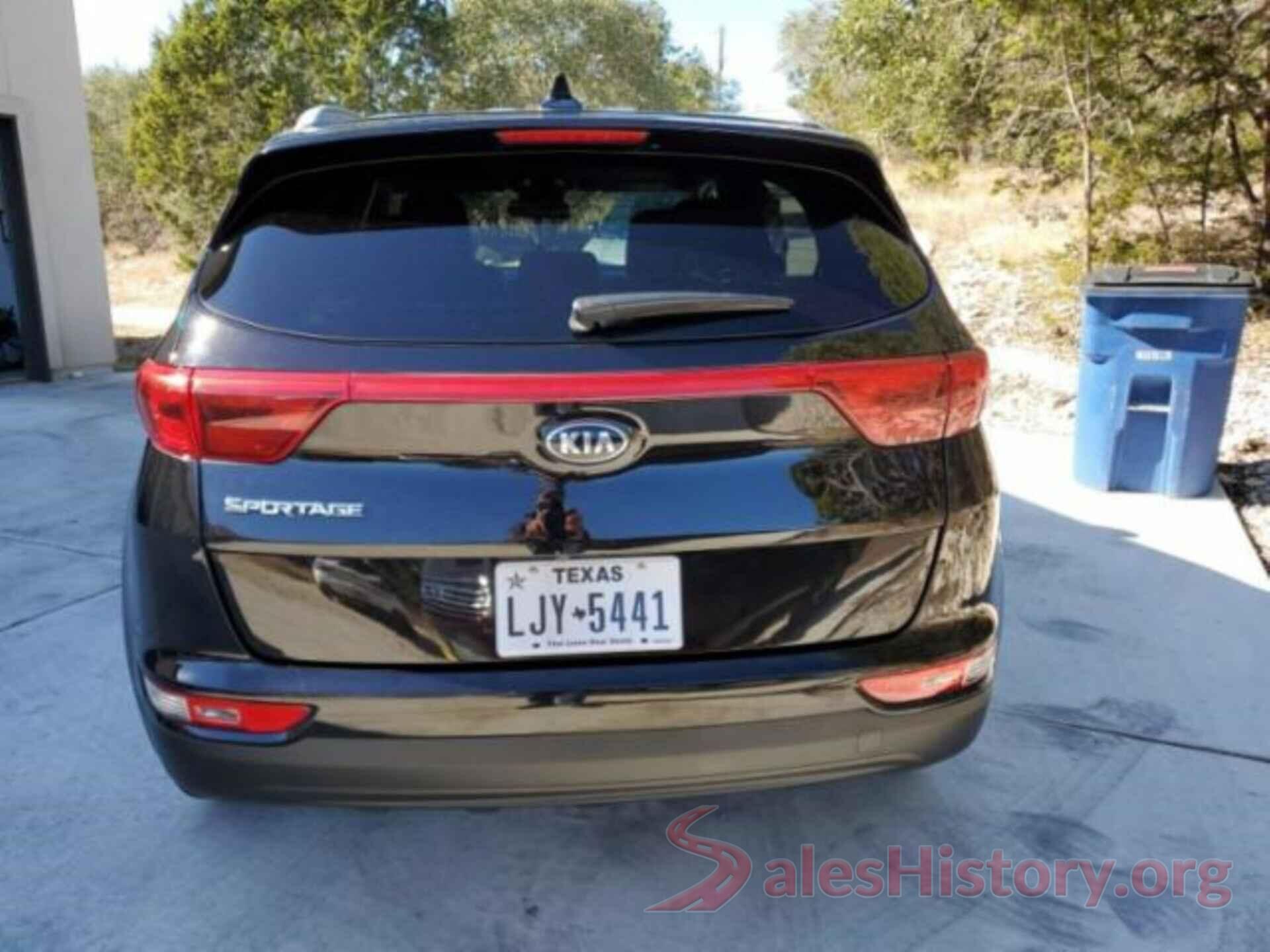 KNDPMCAC1J7352512 2018 KIA SPORTAGE