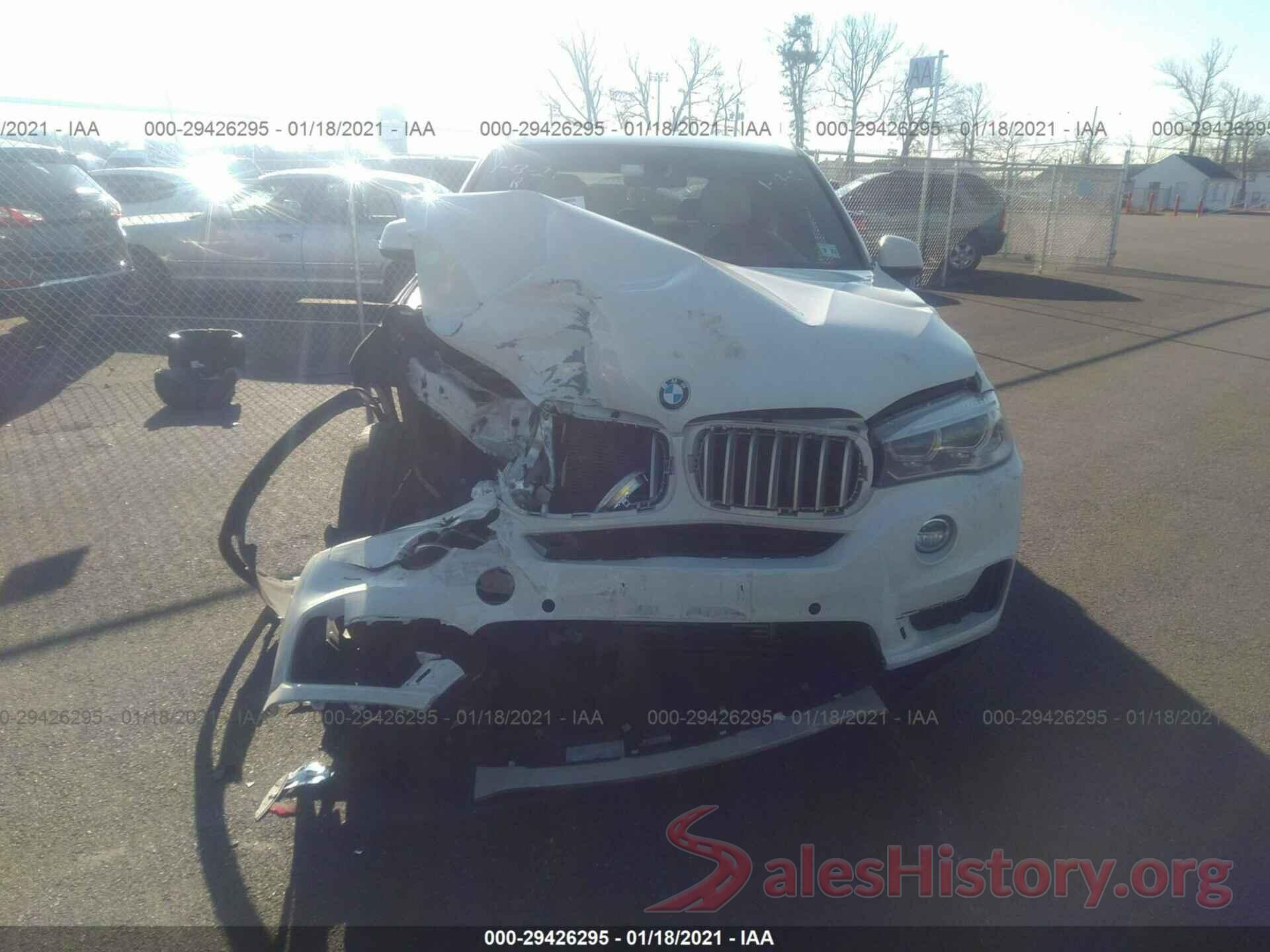 5UXKR0C51J0Y04037 2018 BMW X5