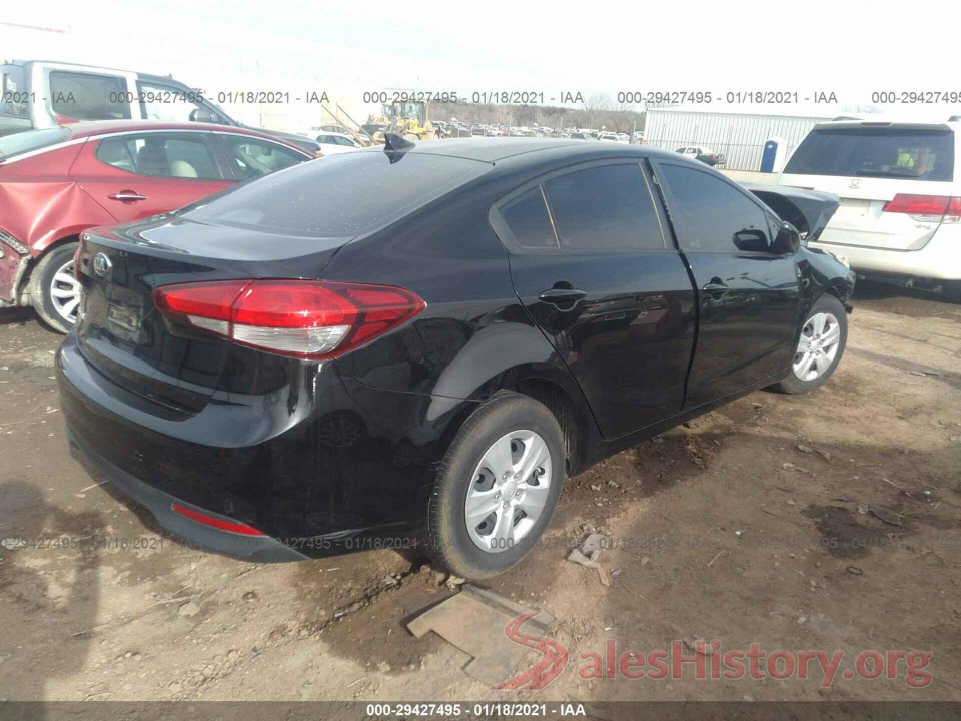 3KPFK4A70HE156338 2017 KIA FORTE