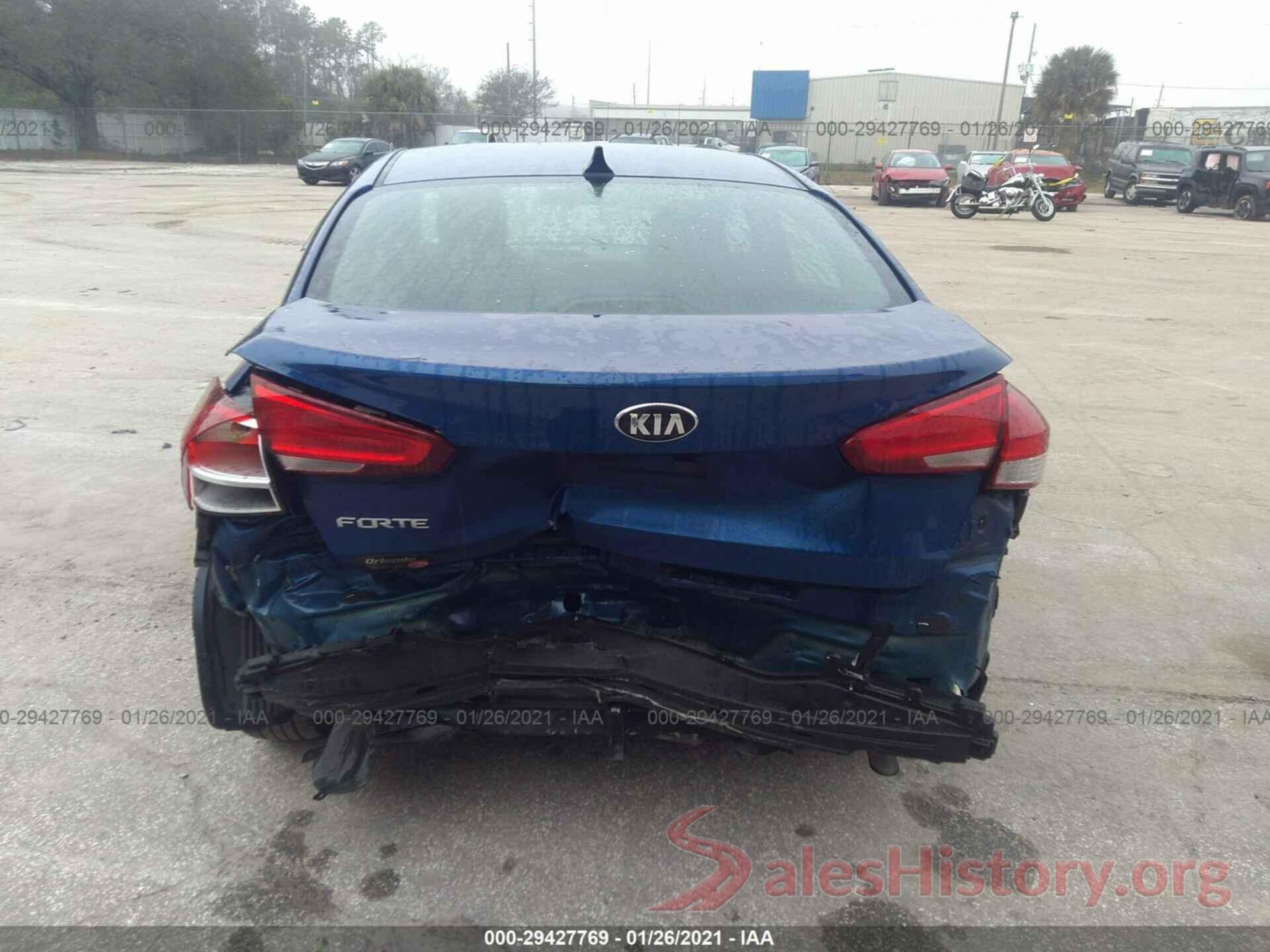 3KPFK4A74JE257971 2018 KIA FORTE