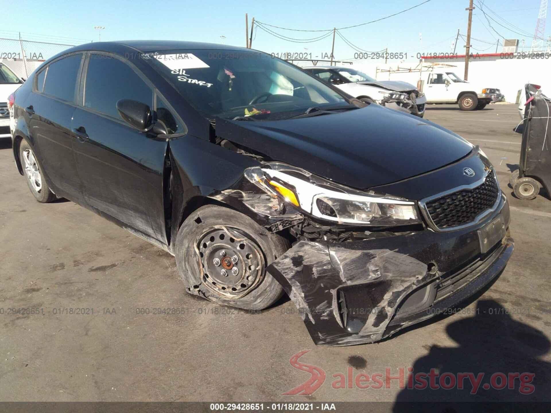 3KPFK4A74JE238238 2018 KIA FORTE