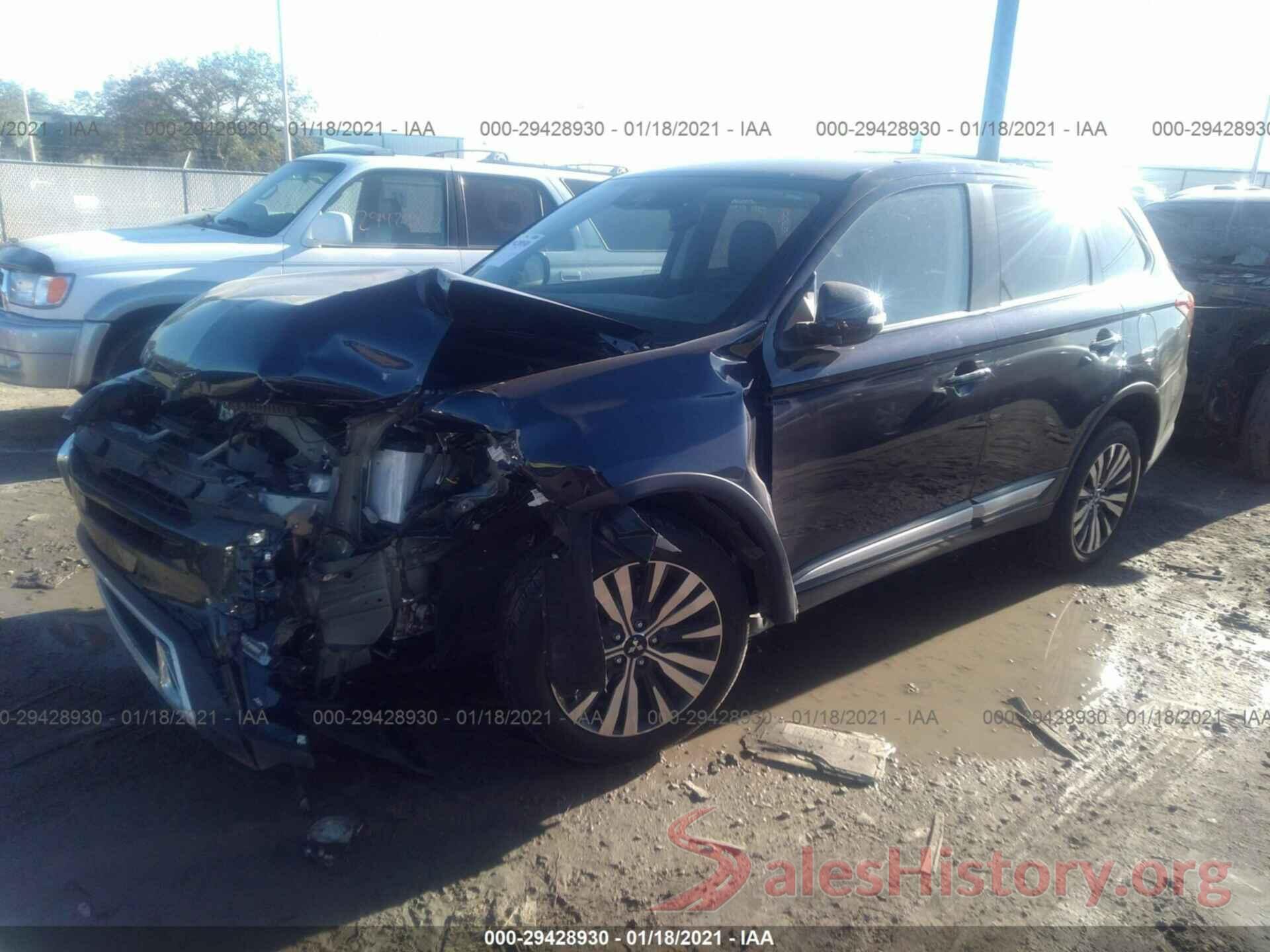 JA4AD3A32LZ003561 2020 MITSUBISHI OUTLANDER