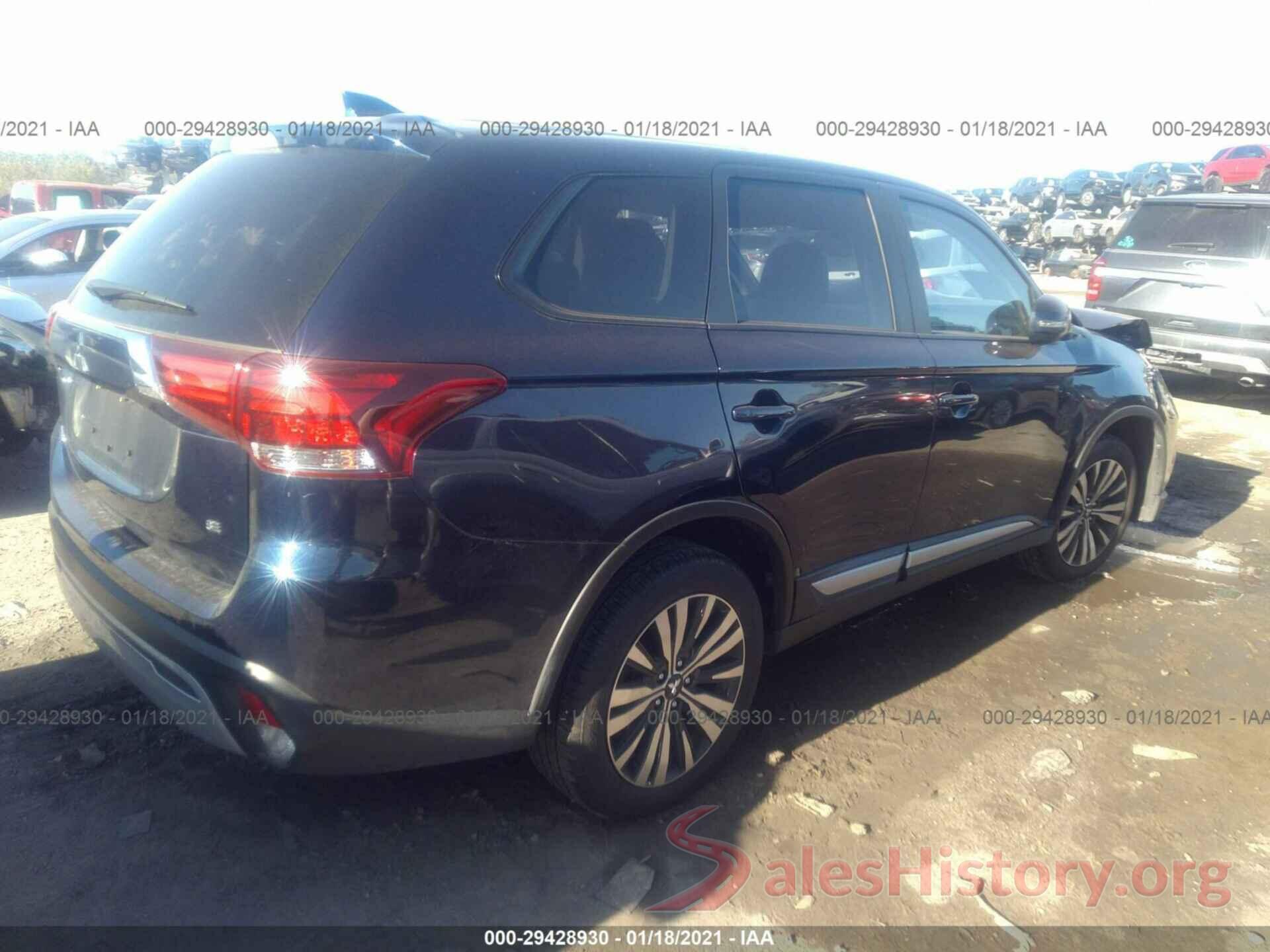 JA4AD3A32LZ003561 2020 MITSUBISHI OUTLANDER