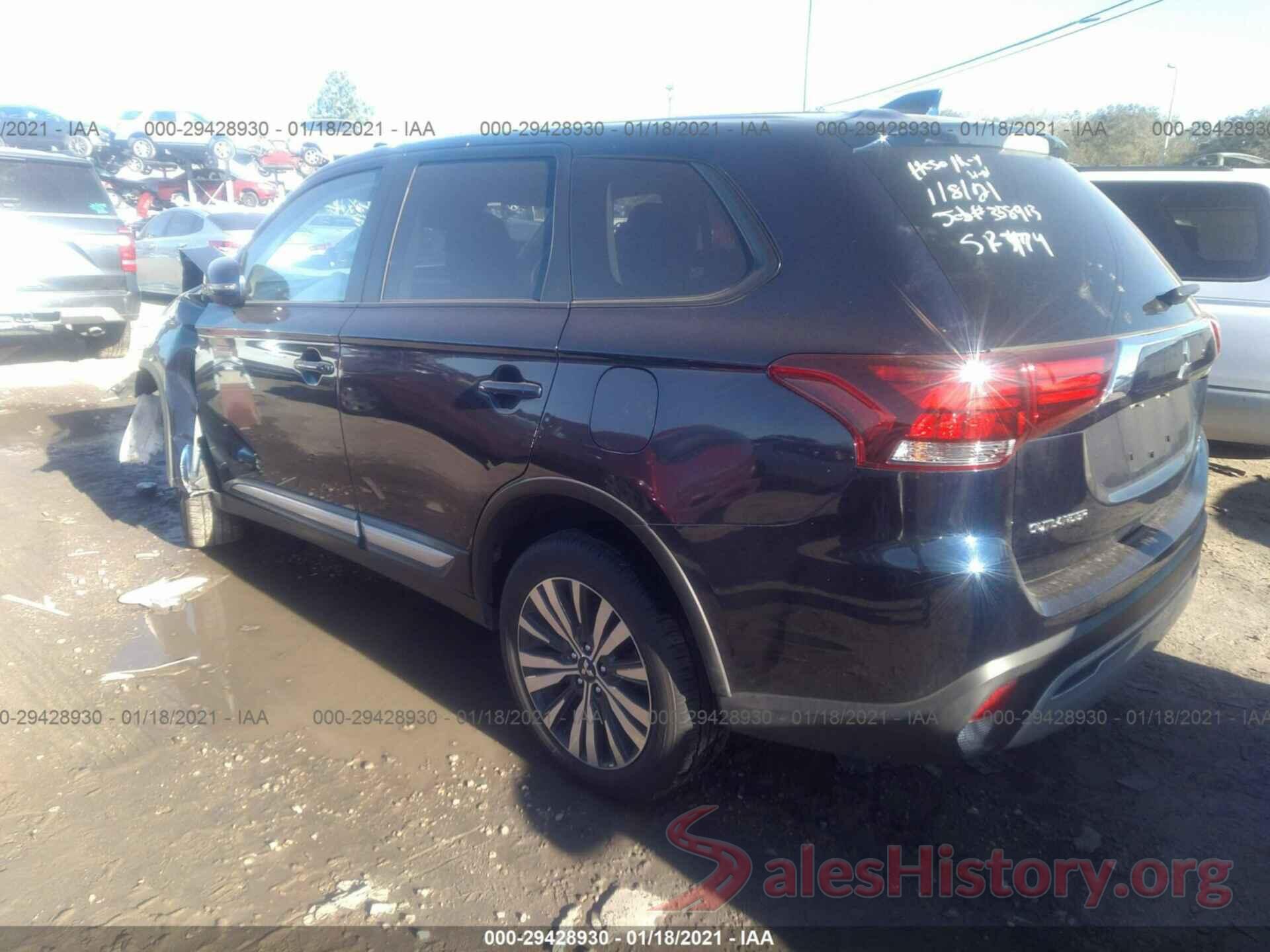 JA4AD3A32LZ003561 2020 MITSUBISHI OUTLANDER