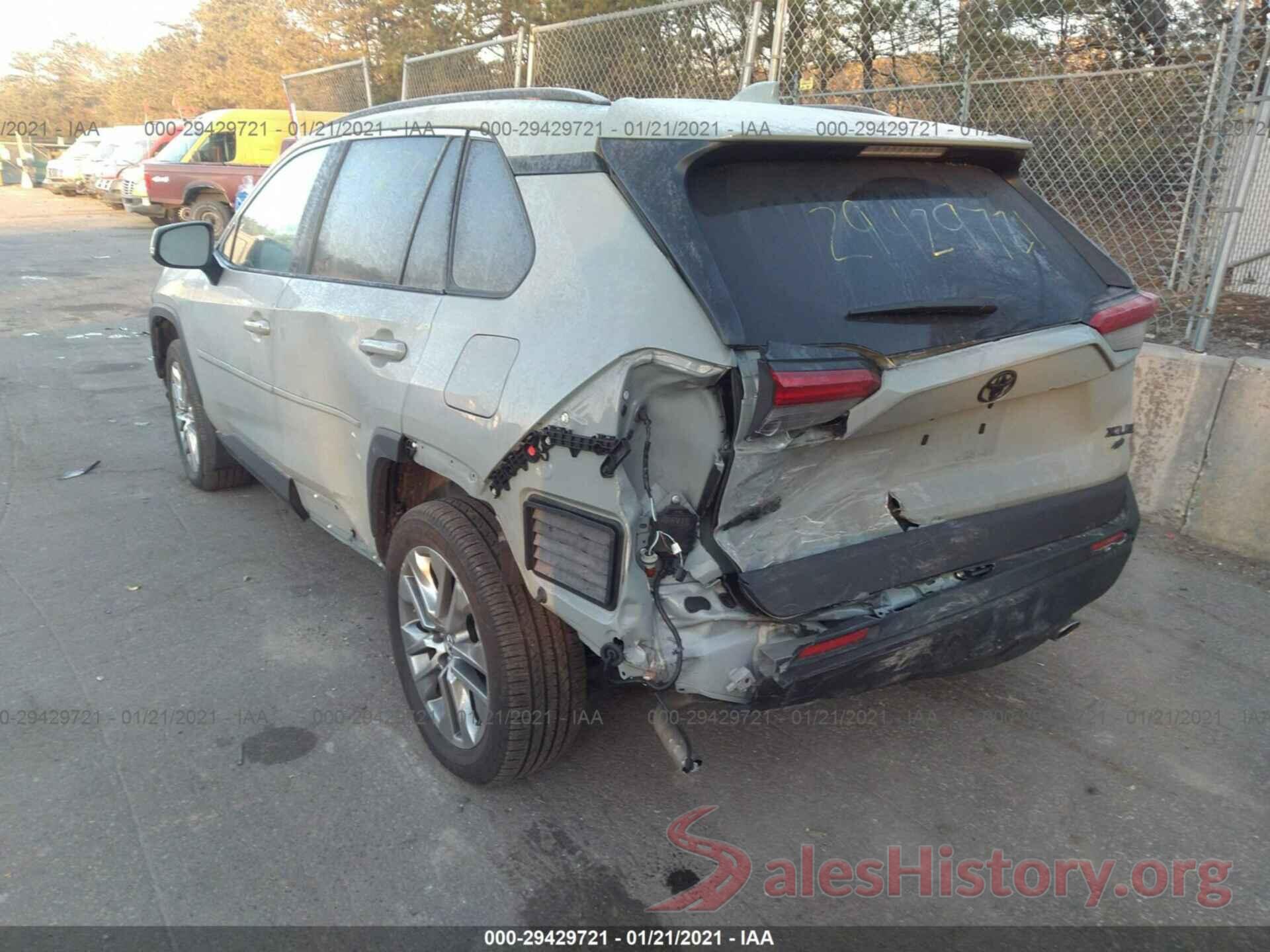 2T3A1RFV6KC023582 2019 TOYOTA RAV4