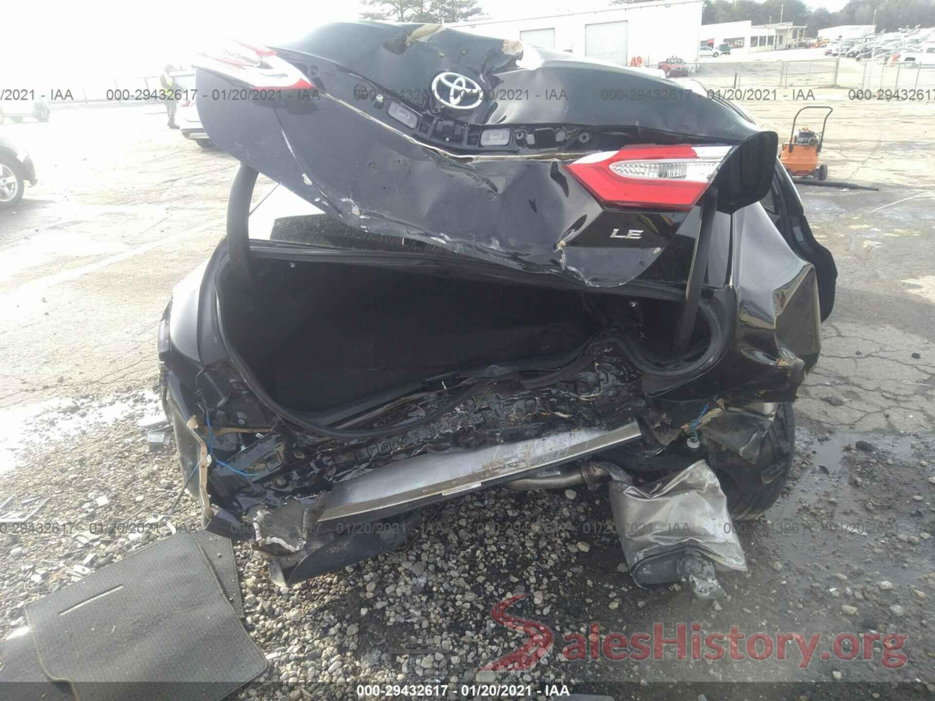 4T1B11HKXJU030176 2018 TOYOTA CAMRY