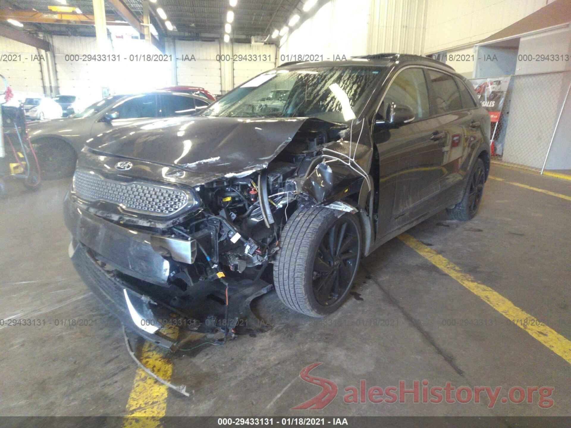 KNDCC3LC9K5264593 2019 KIA NIRO