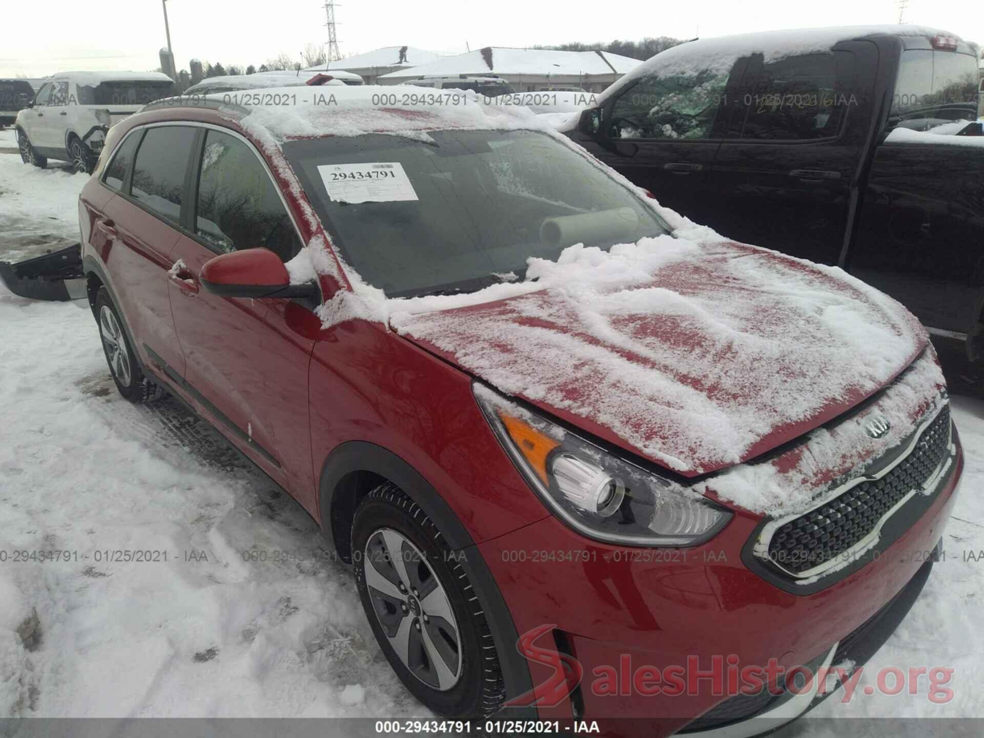 KNDCB3LC5K5218875 2019 KIA NIRO