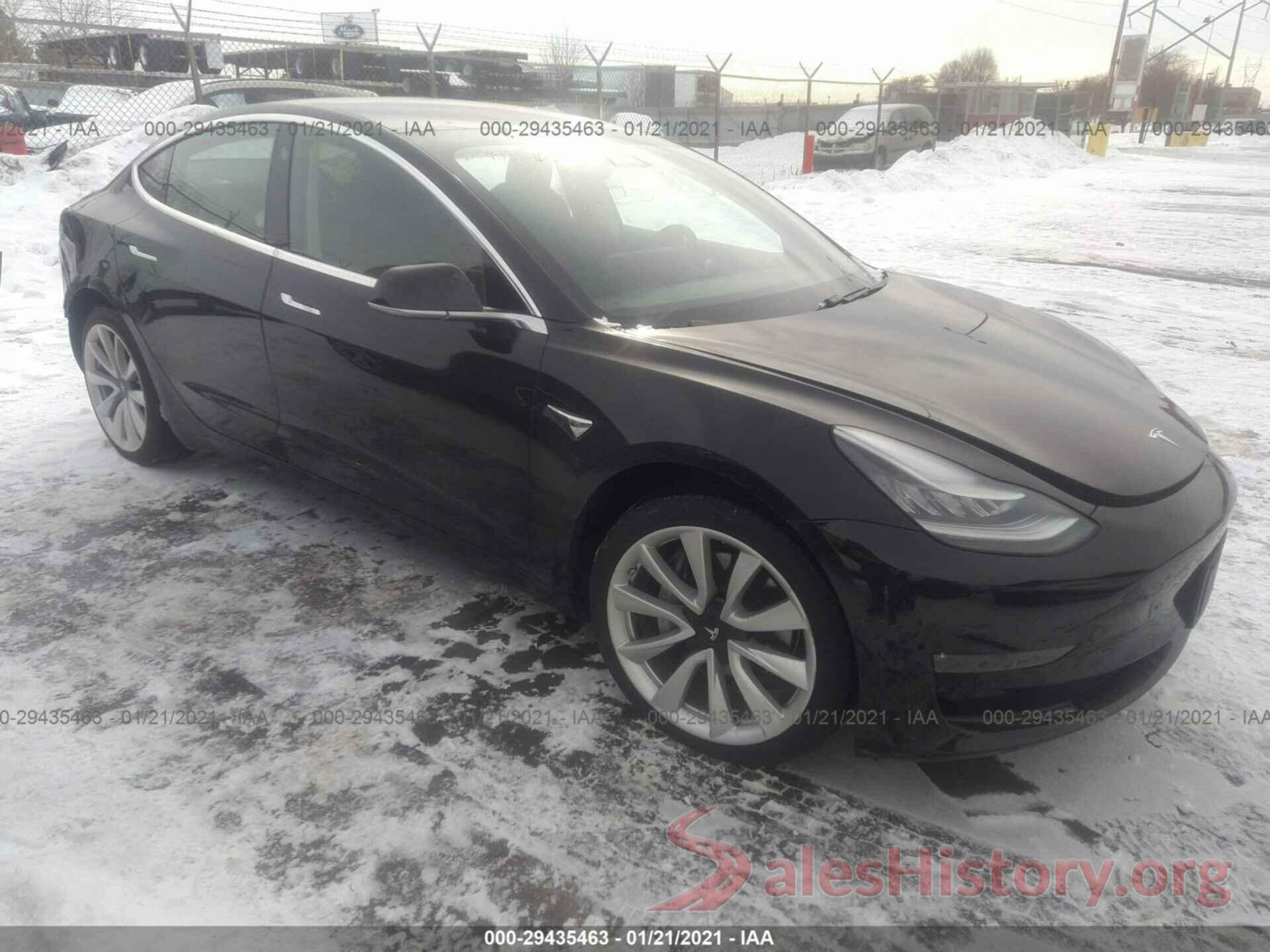 5YJ3E1EB8JF071559 2018 TESLA MODEL 3