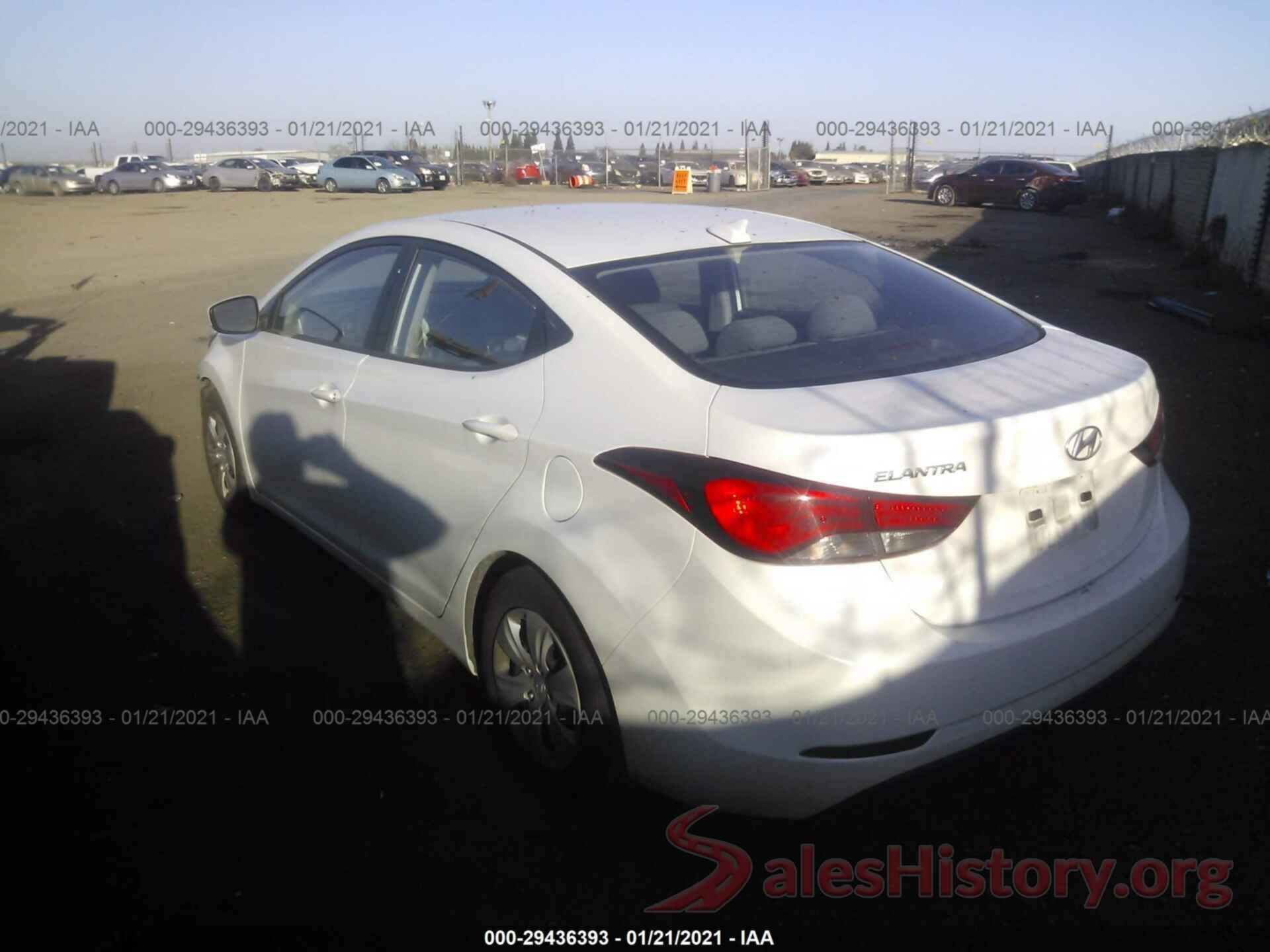 5NPDH4AE9GH709471 2016 HYUNDAI ELANTRA