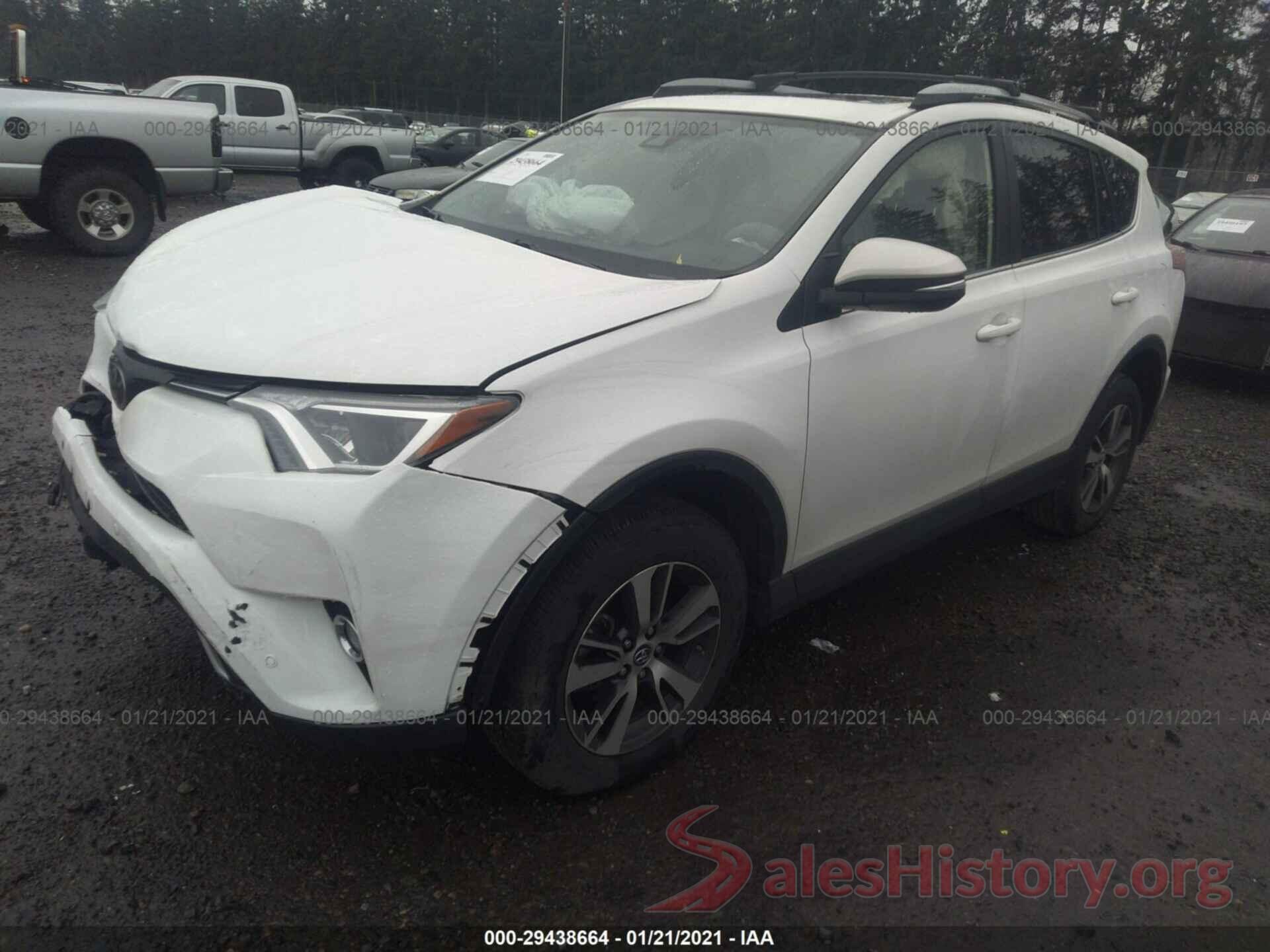 JTMRFREV4HJ112661 2017 TOYOTA RAV4