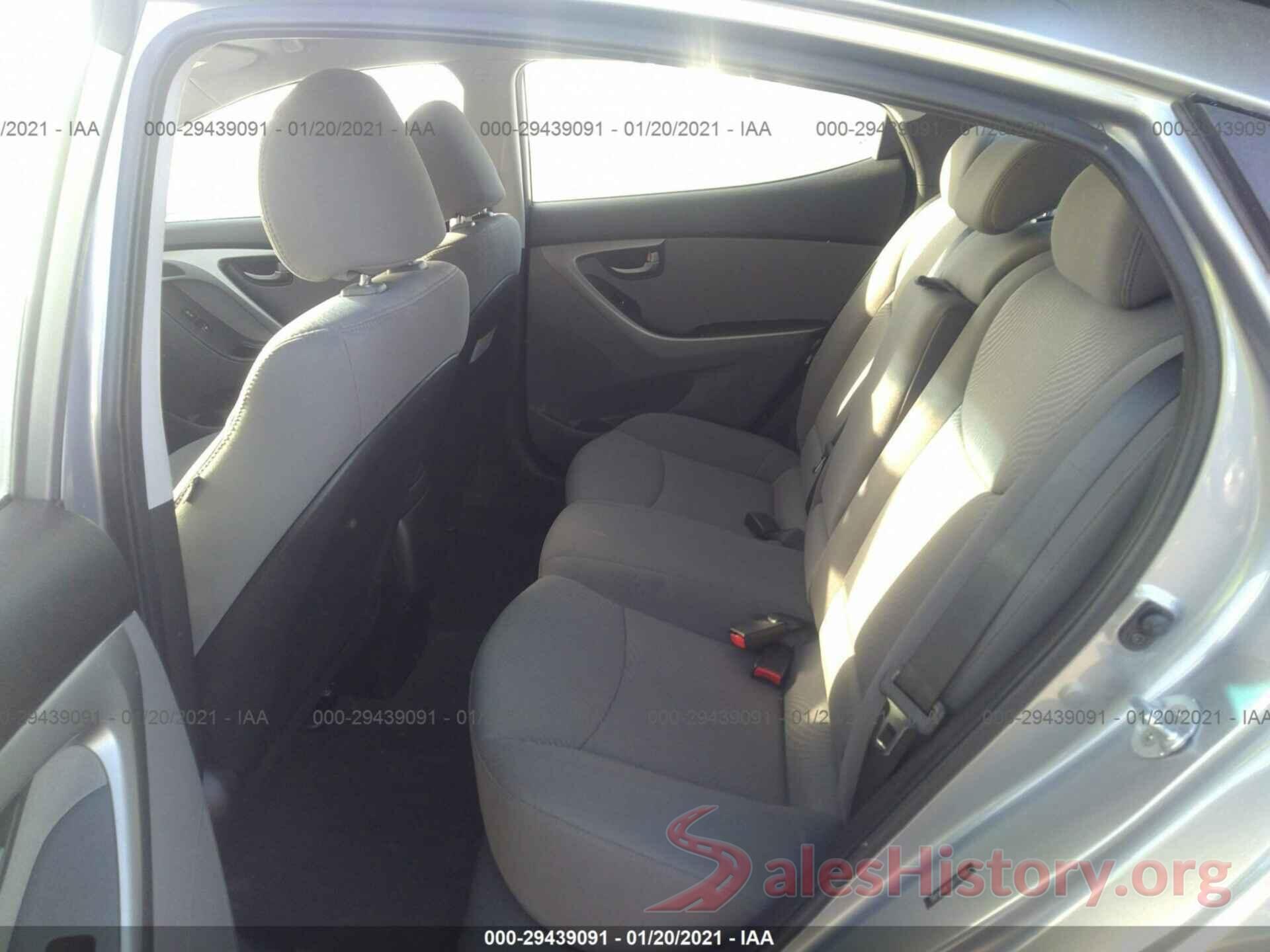 5NPDH4AE1GH770569 2016 HYUNDAI ELANTRA