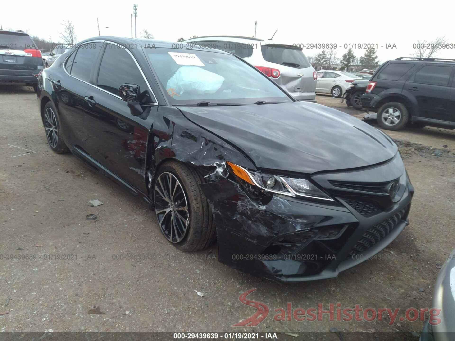 JTNB11HK7J3026270 2018 TOYOTA CAMRY