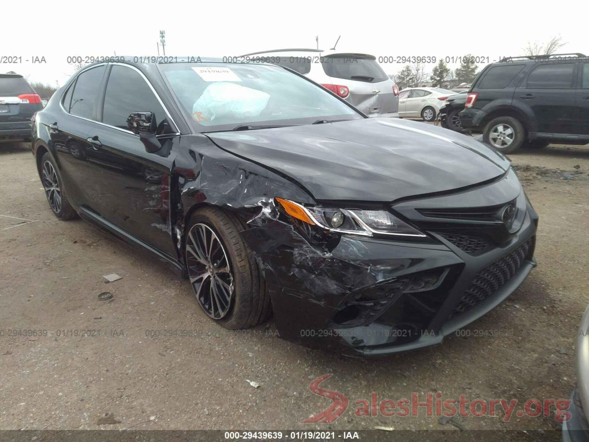 JTNB11HK7J3026270 2018 TOYOTA CAMRY