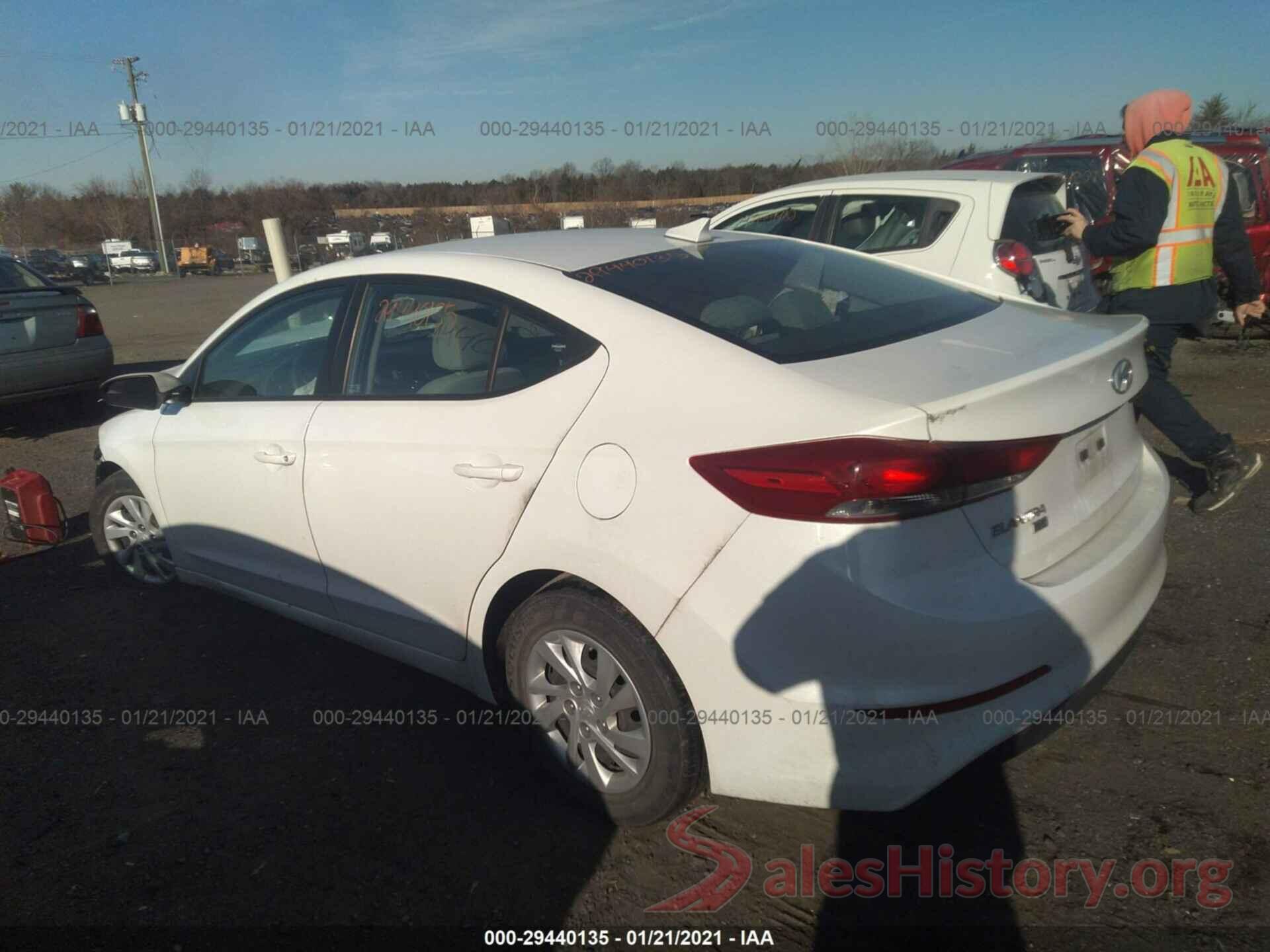 5NPD74LF2HH068013 2017 HYUNDAI ELANTRA