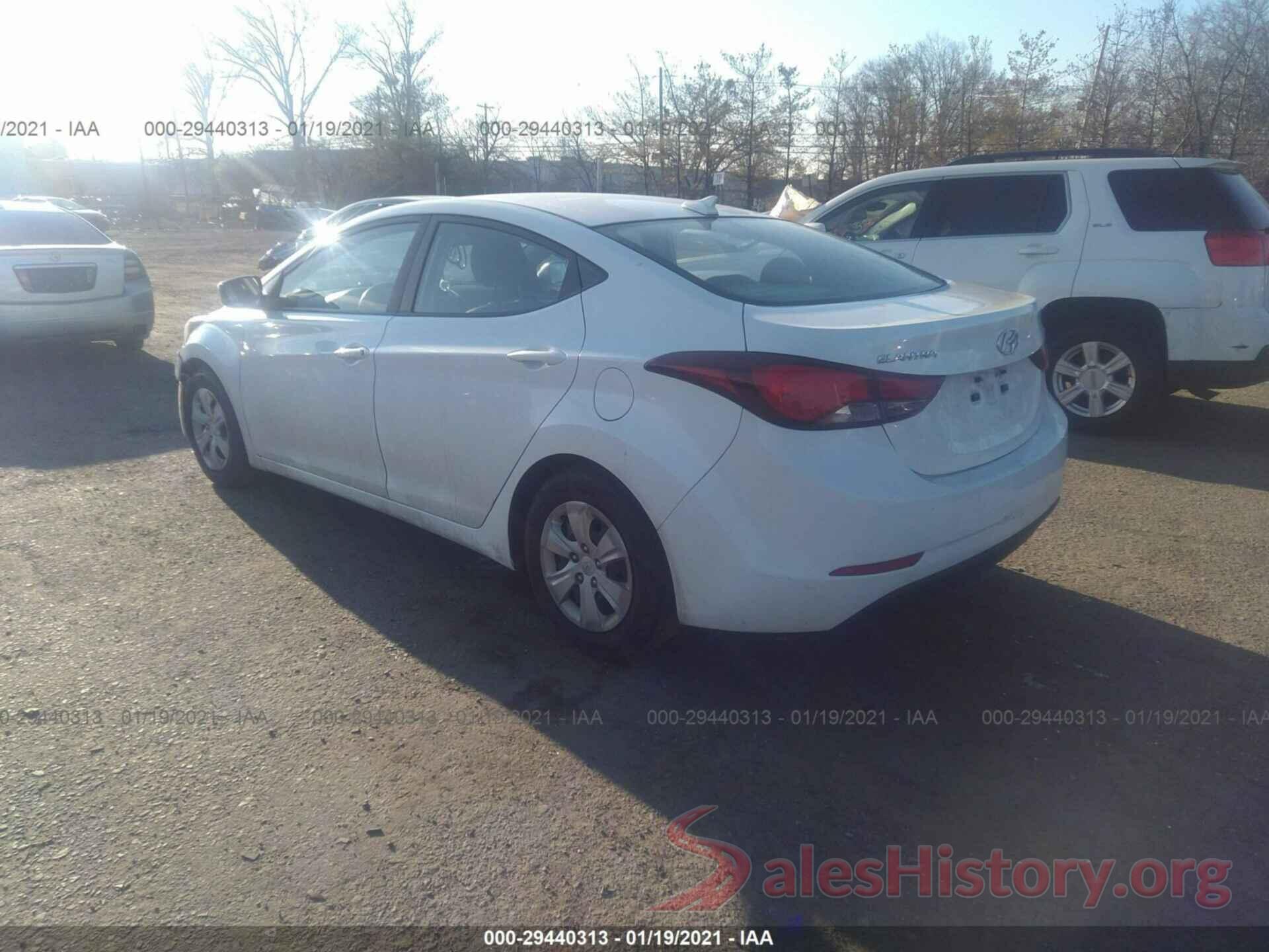 5NPDH4AE4GH754480 2016 HYUNDAI ELANTRA