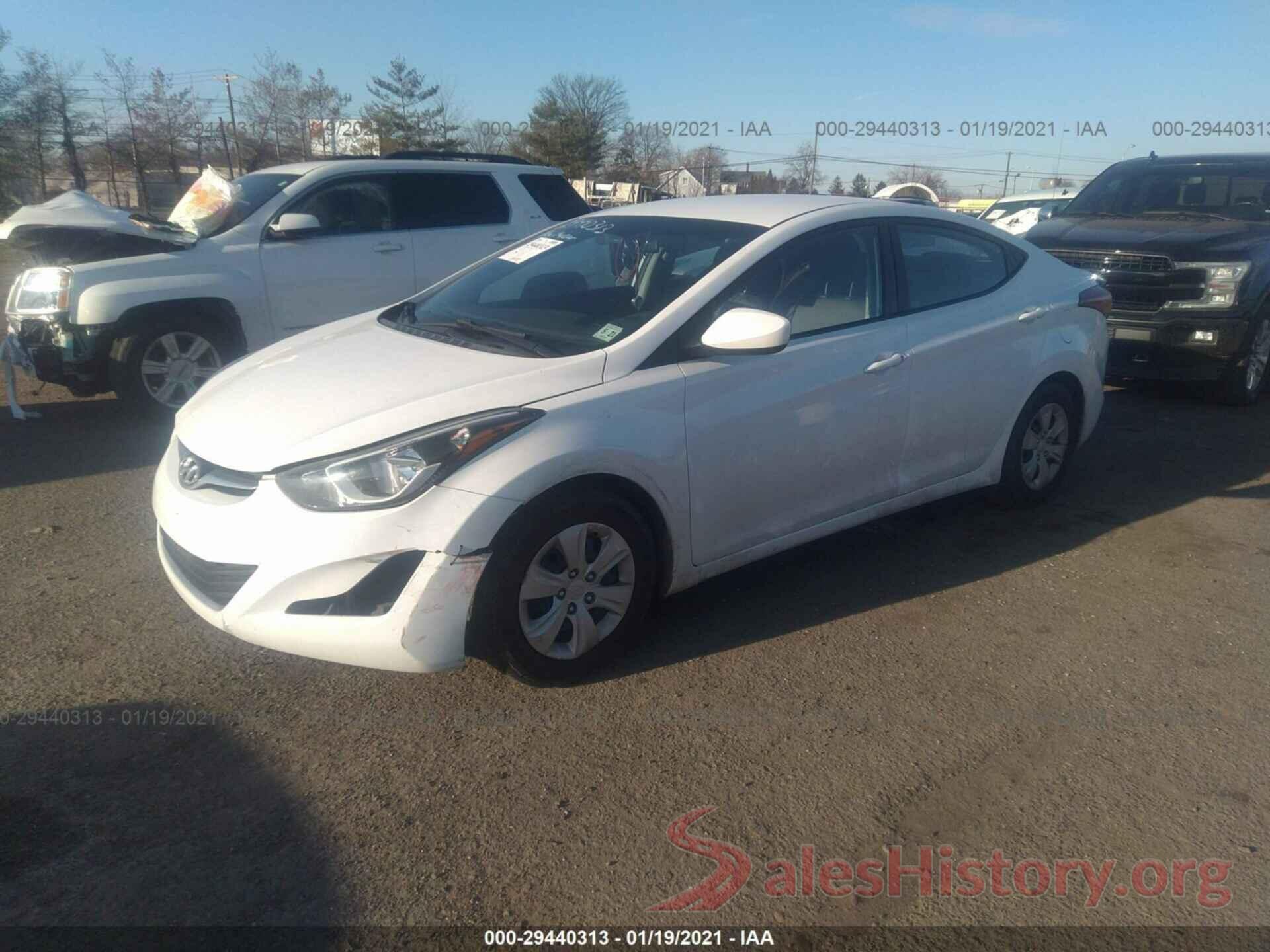 5NPDH4AE4GH754480 2016 HYUNDAI ELANTRA