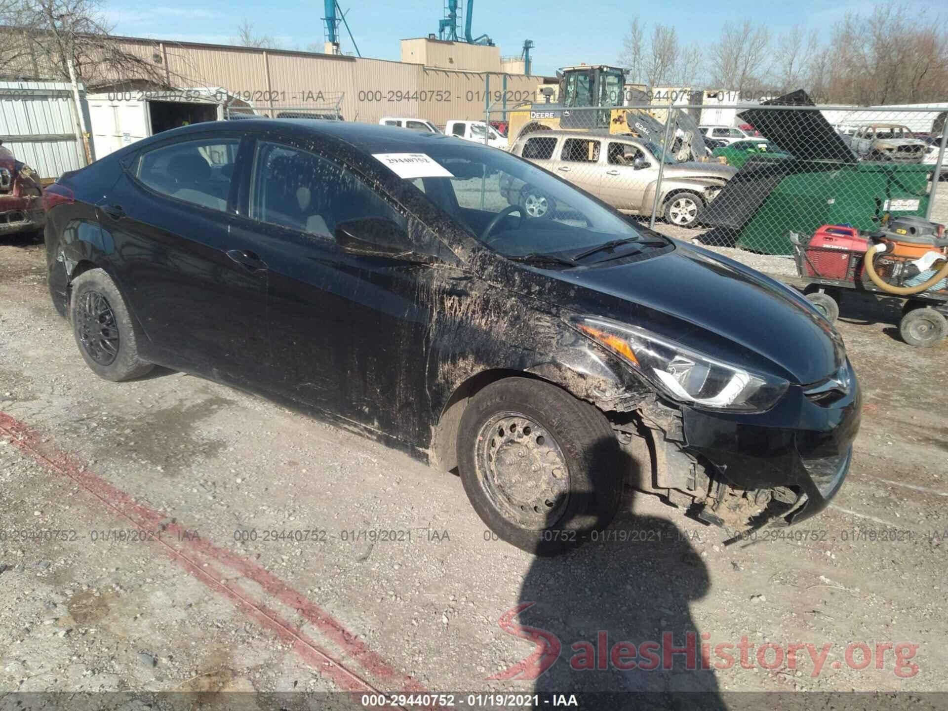 5NPDH4AE1GH675994 2016 HYUNDAI ELANTRA