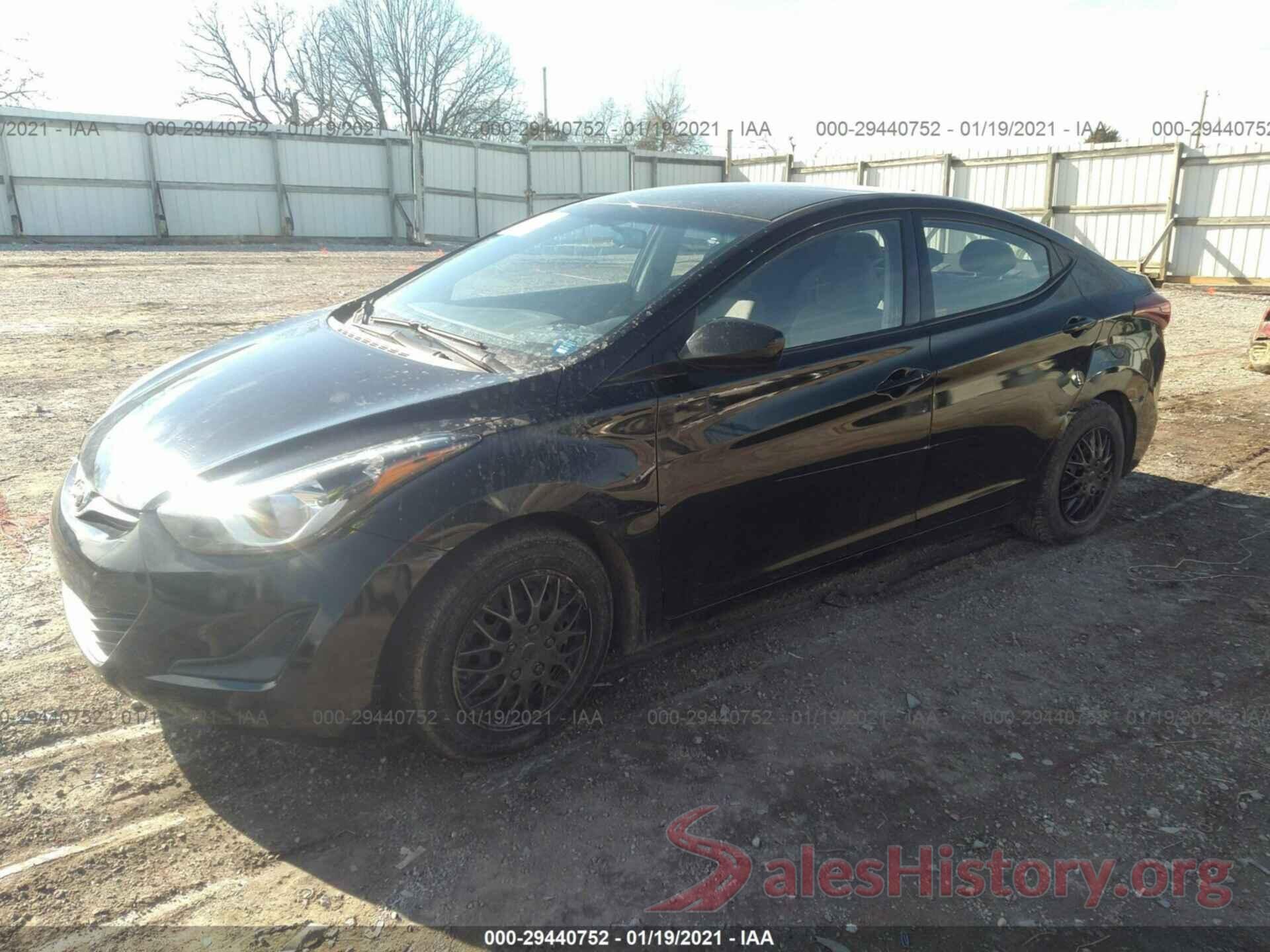 5NPDH4AE1GH675994 2016 HYUNDAI ELANTRA