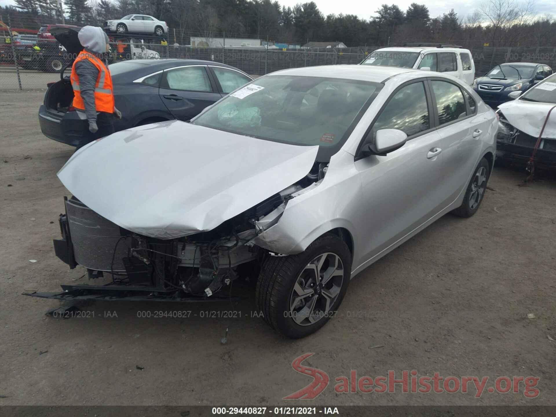 3KPF24AD5KE105821 2019 KIA FORTE