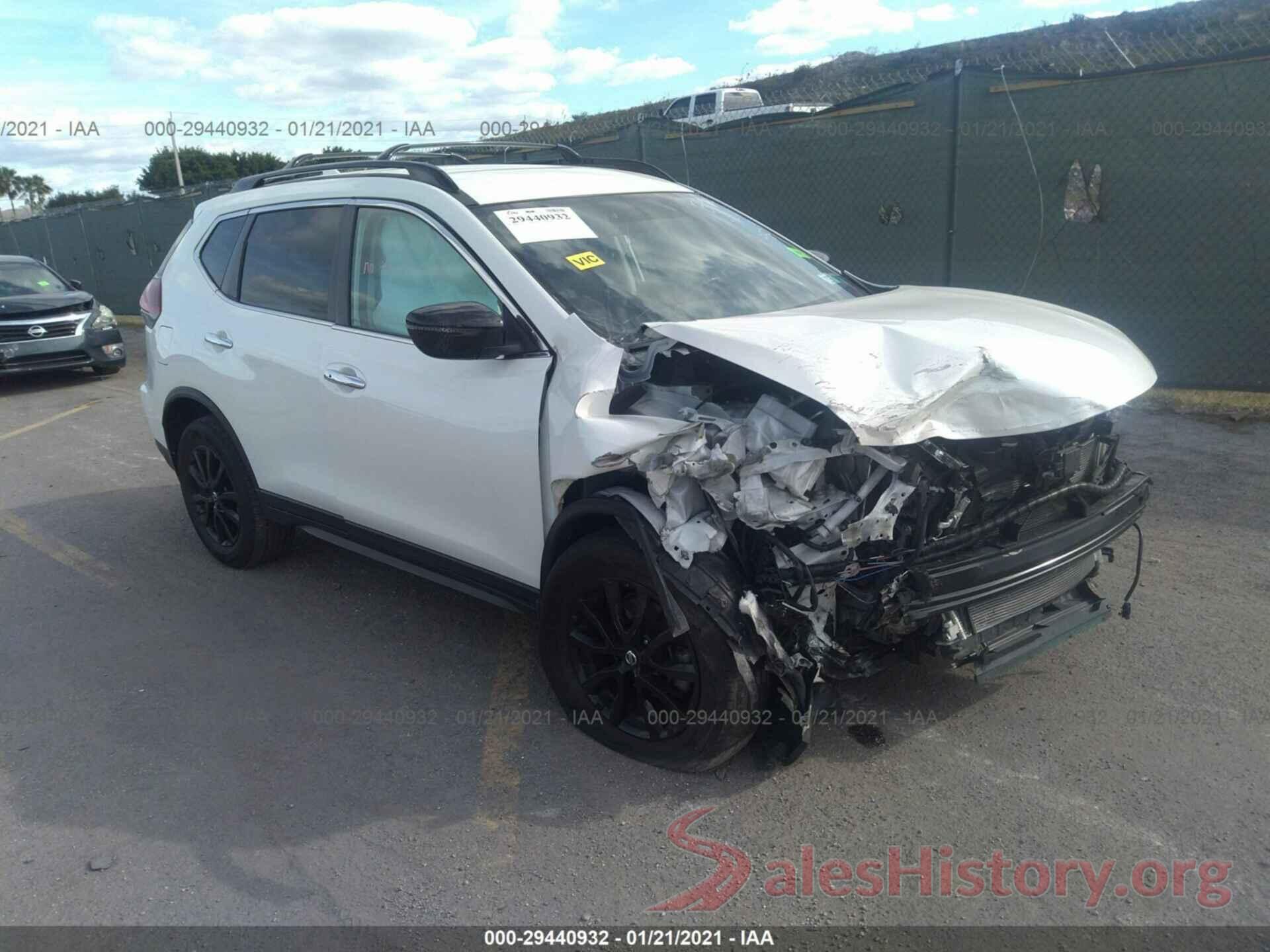 5N1AT2MVXJC759859 2018 NISSAN ROGUE