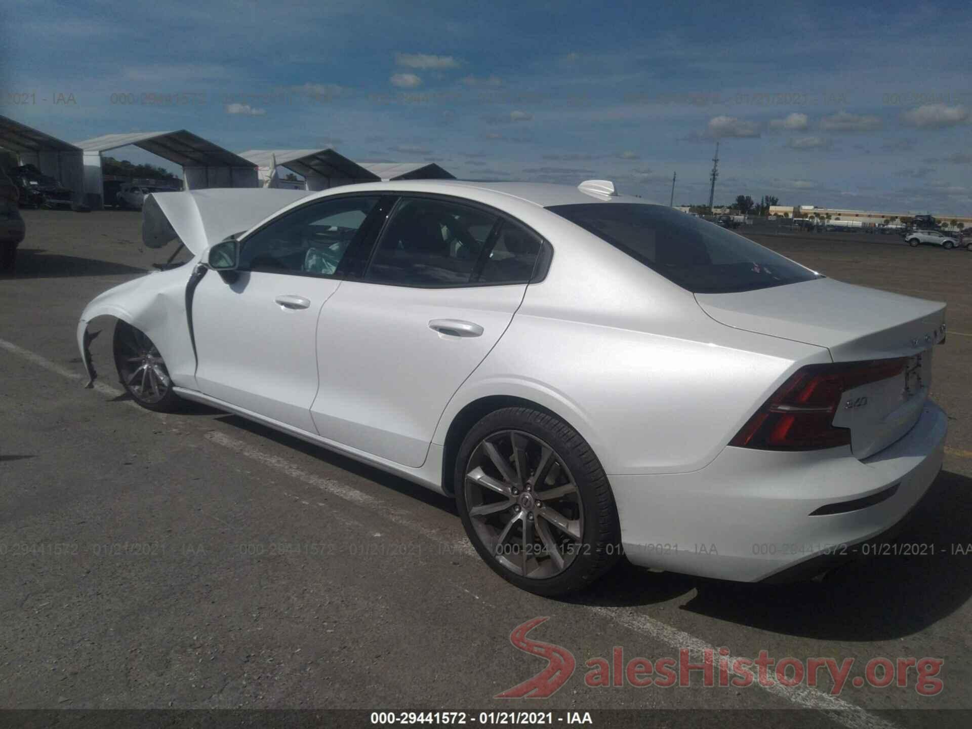 7JR102FK2LG042515 2020 VOLVO S60