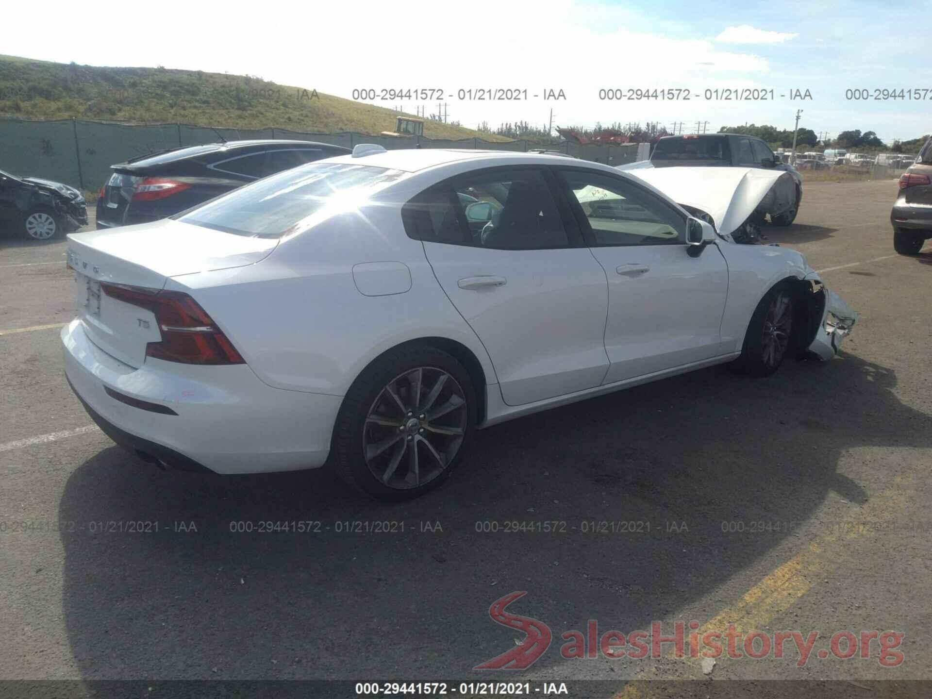 7JR102FK2LG042515 2020 VOLVO S60