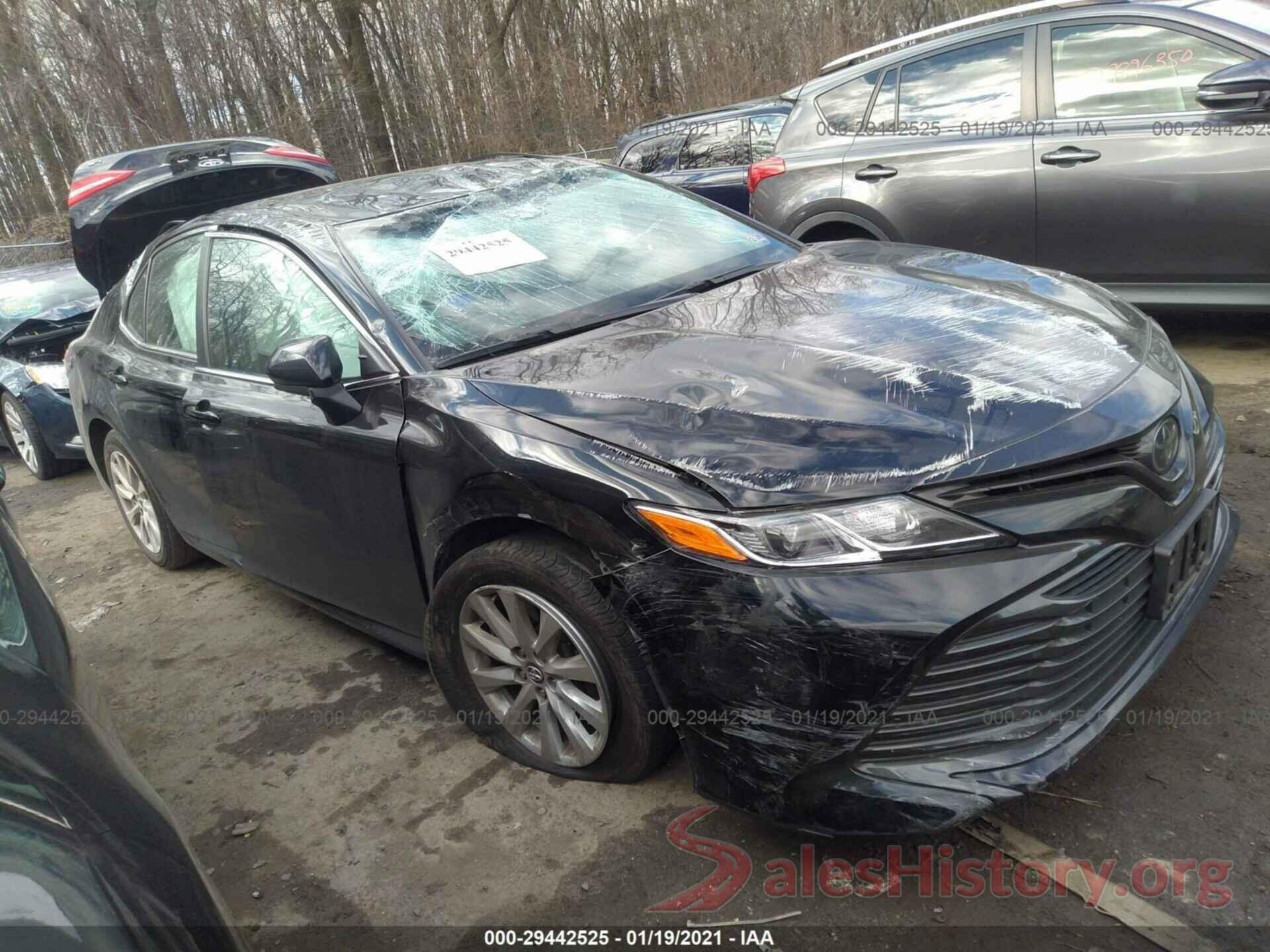 4T1B11HK8JU096709 2018 TOYOTA CAMRY