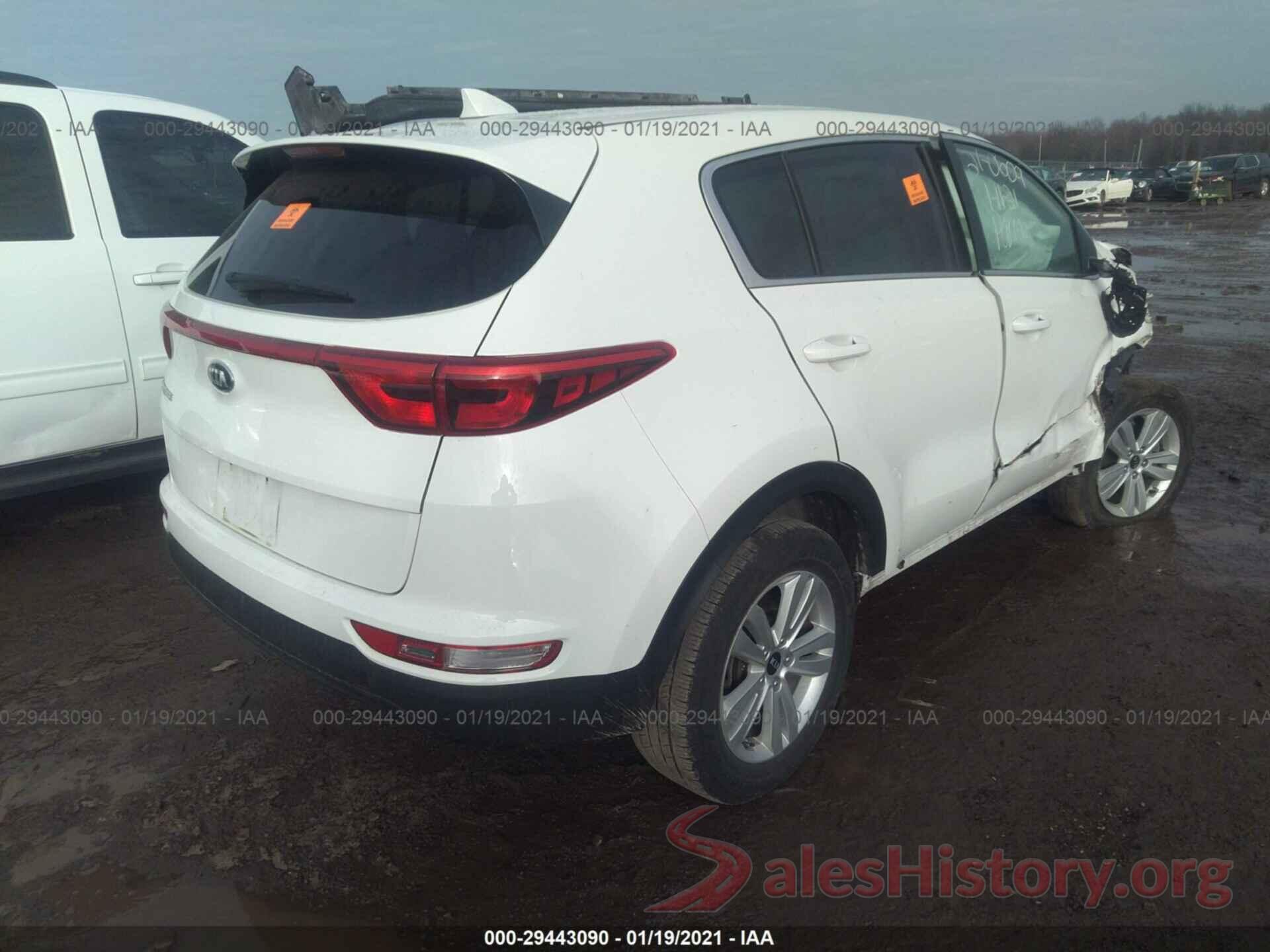 KNDPMCAC8K7617220 2019 KIA SPORTAGE