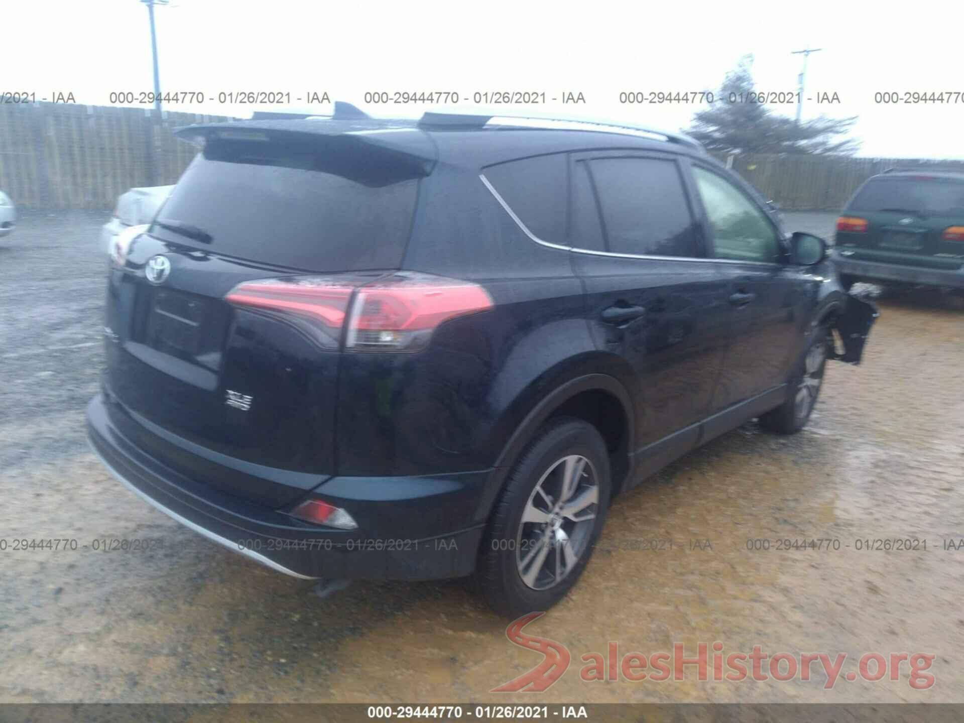 JTMRFREV5JD247443 2018 TOYOTA RAV4