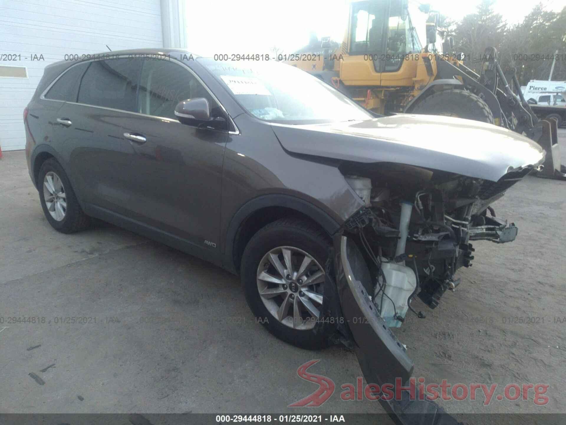 5XYPGDA54KG472226 2019 KIA SORENTO