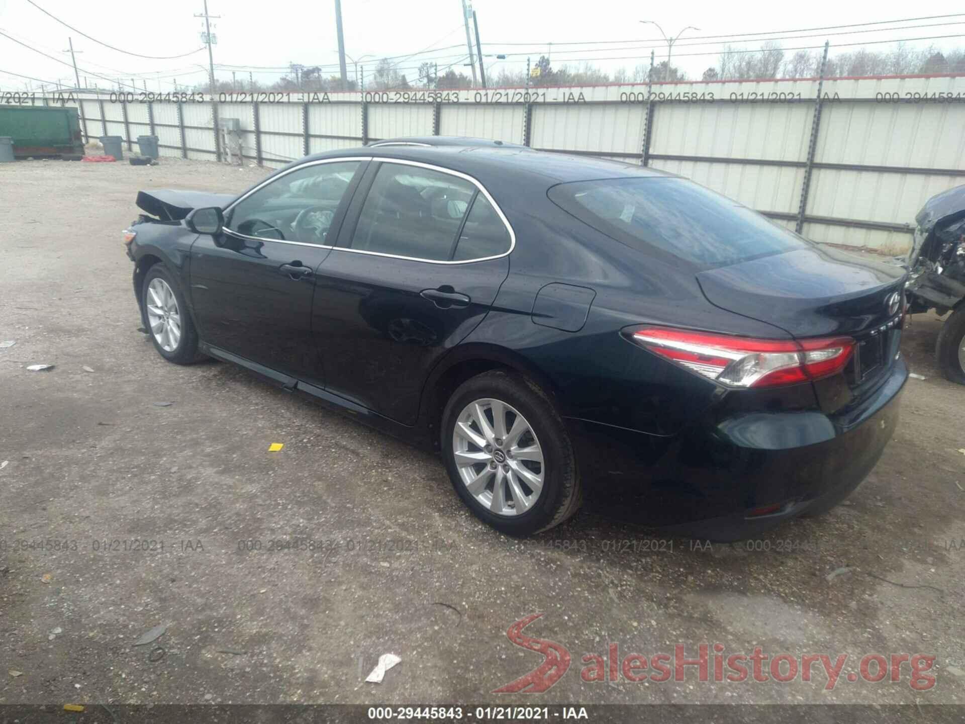 4T1B11HK1JU588014 2018 TOYOTA CAMRY