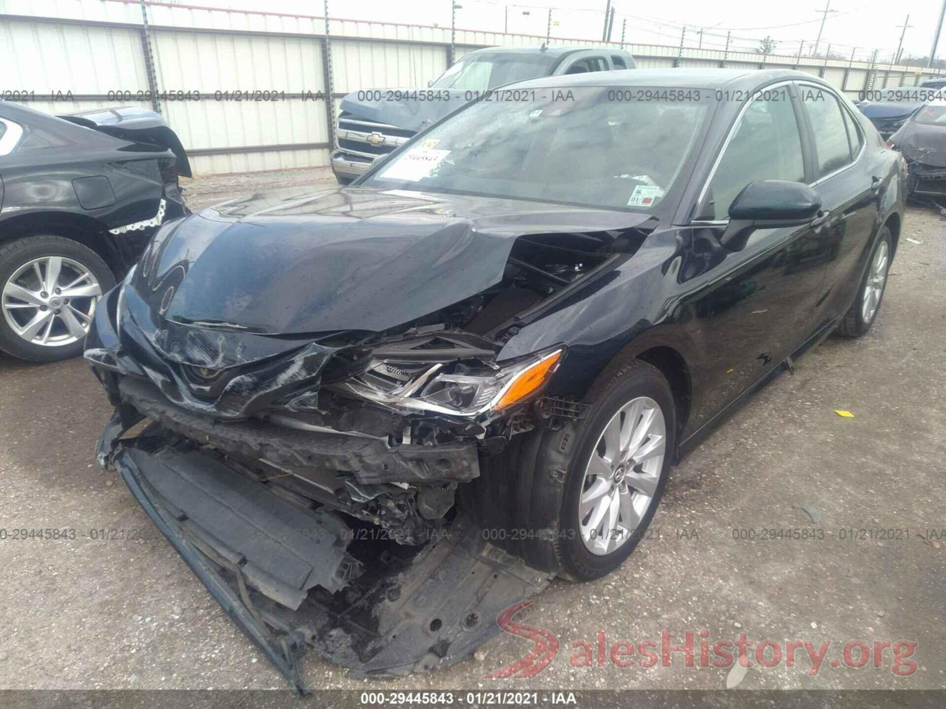 4T1B11HK1JU588014 2018 TOYOTA CAMRY