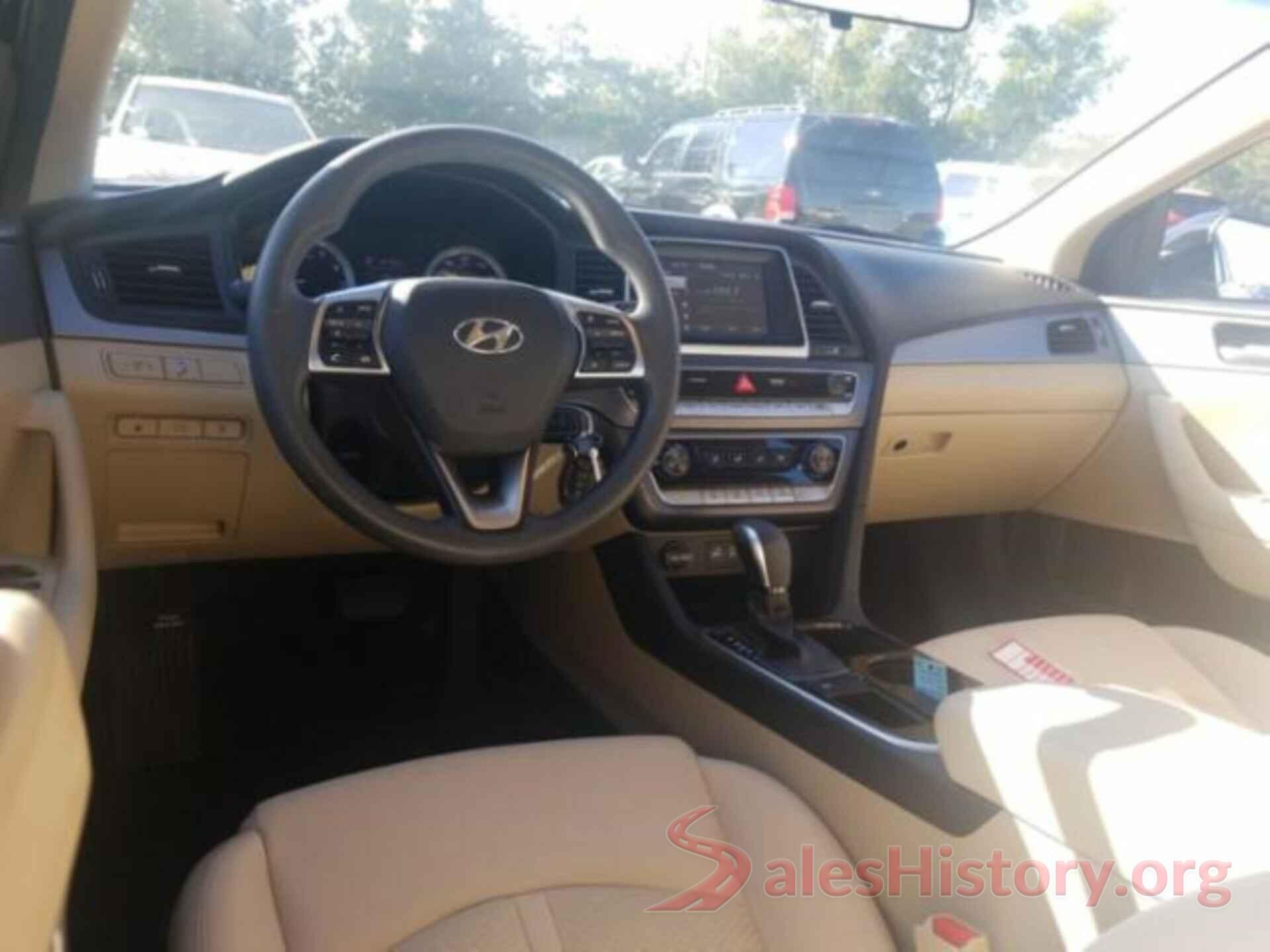 5NPE24AF8JH646899 2018 HYUNDAI SONATA