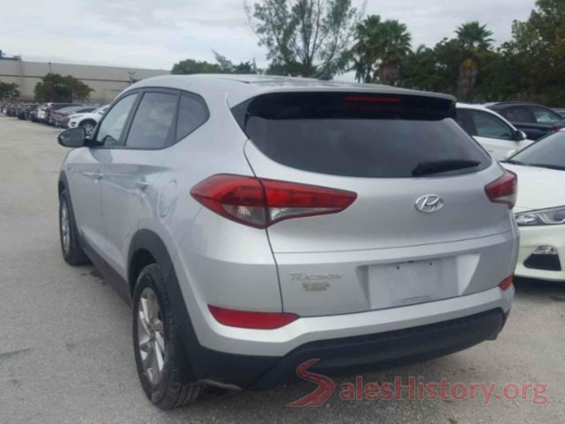 KM8J23A40JU646260 2018 HYUNDAI TUCSON