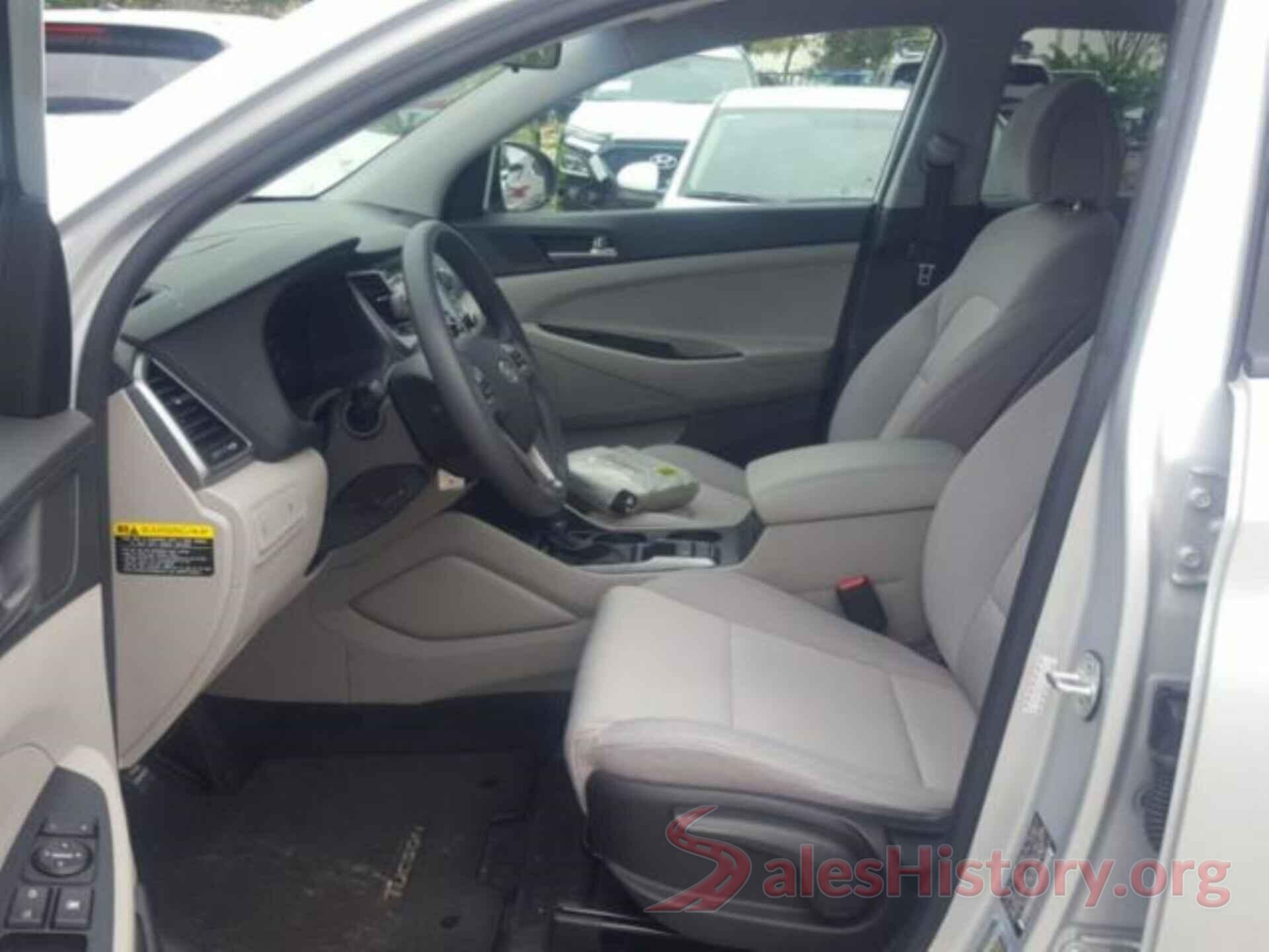 KM8J23A40JU646260 2018 HYUNDAI TUCSON