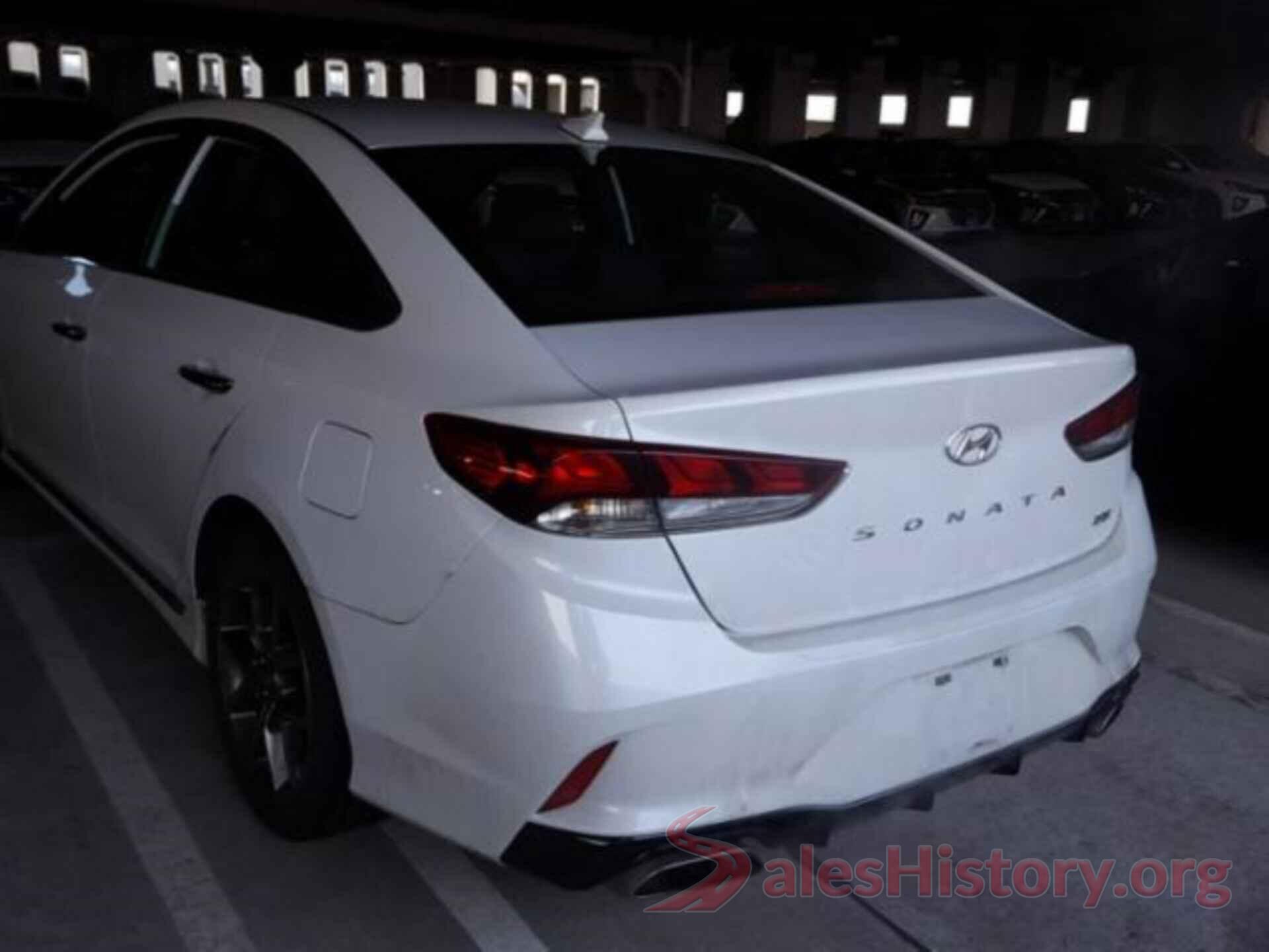 5NPE34AB7JH673697 2018 HYUNDAI SONATA