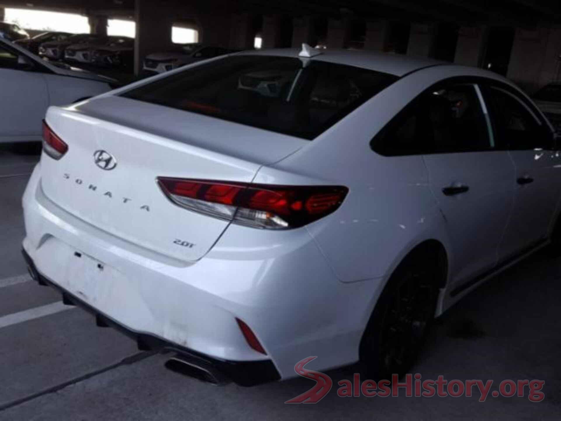 5NPE34AB7JH673697 2018 HYUNDAI SONATA