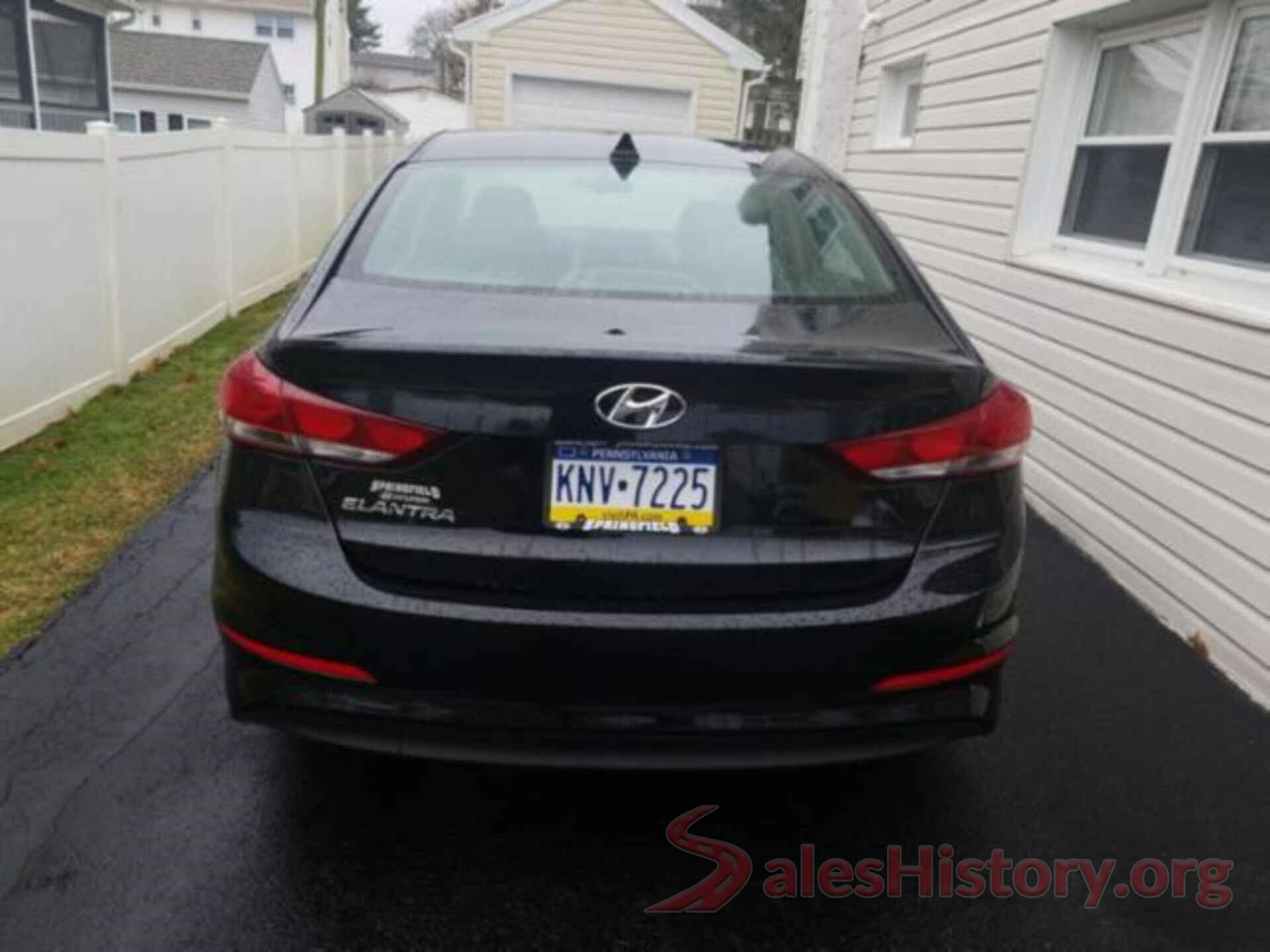 5NPD84LF0JH262140 2018 HYUNDAI ELANTRA