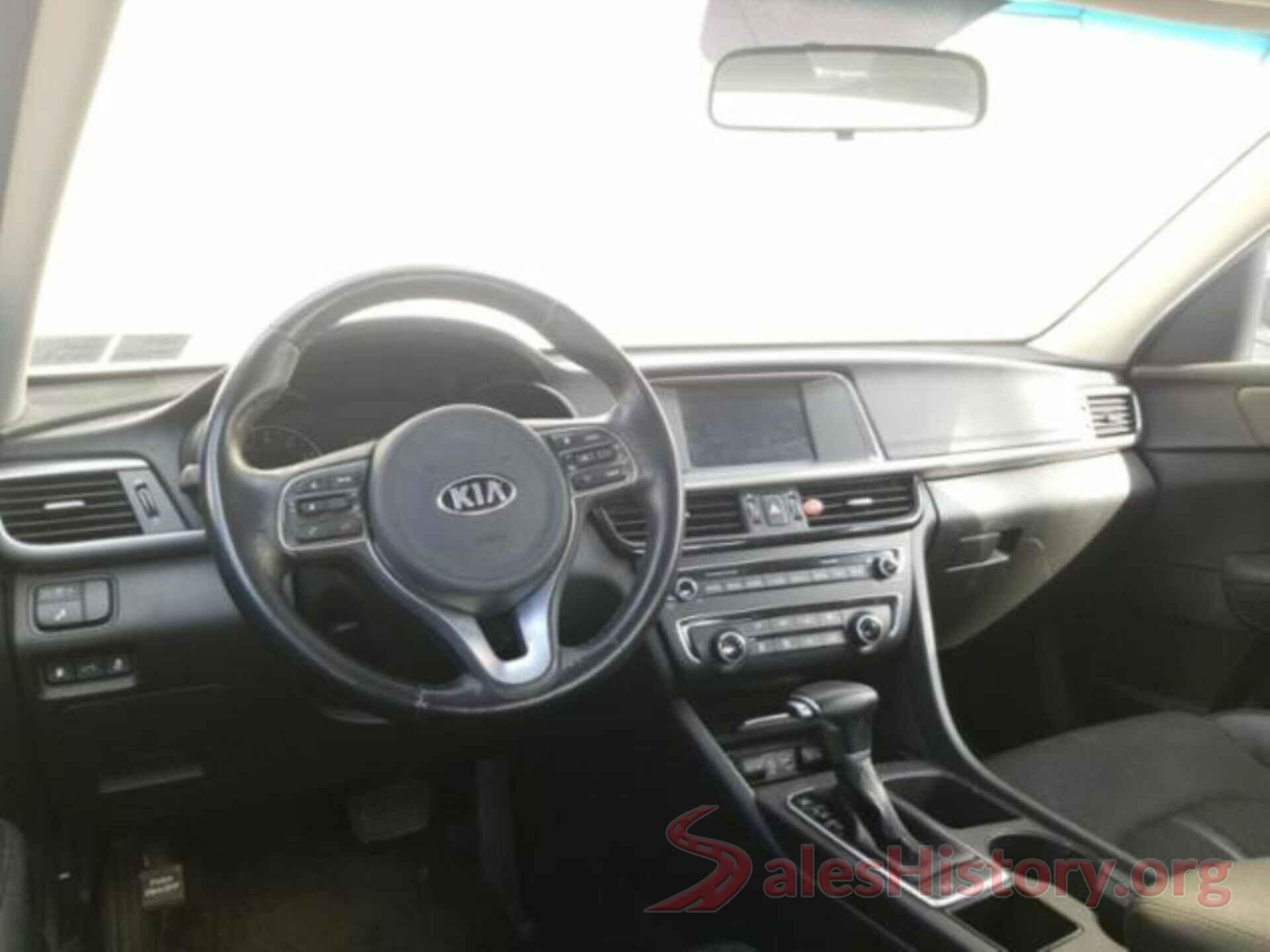 5XXGT4L30JG242211 2018 KIA OPTIMA