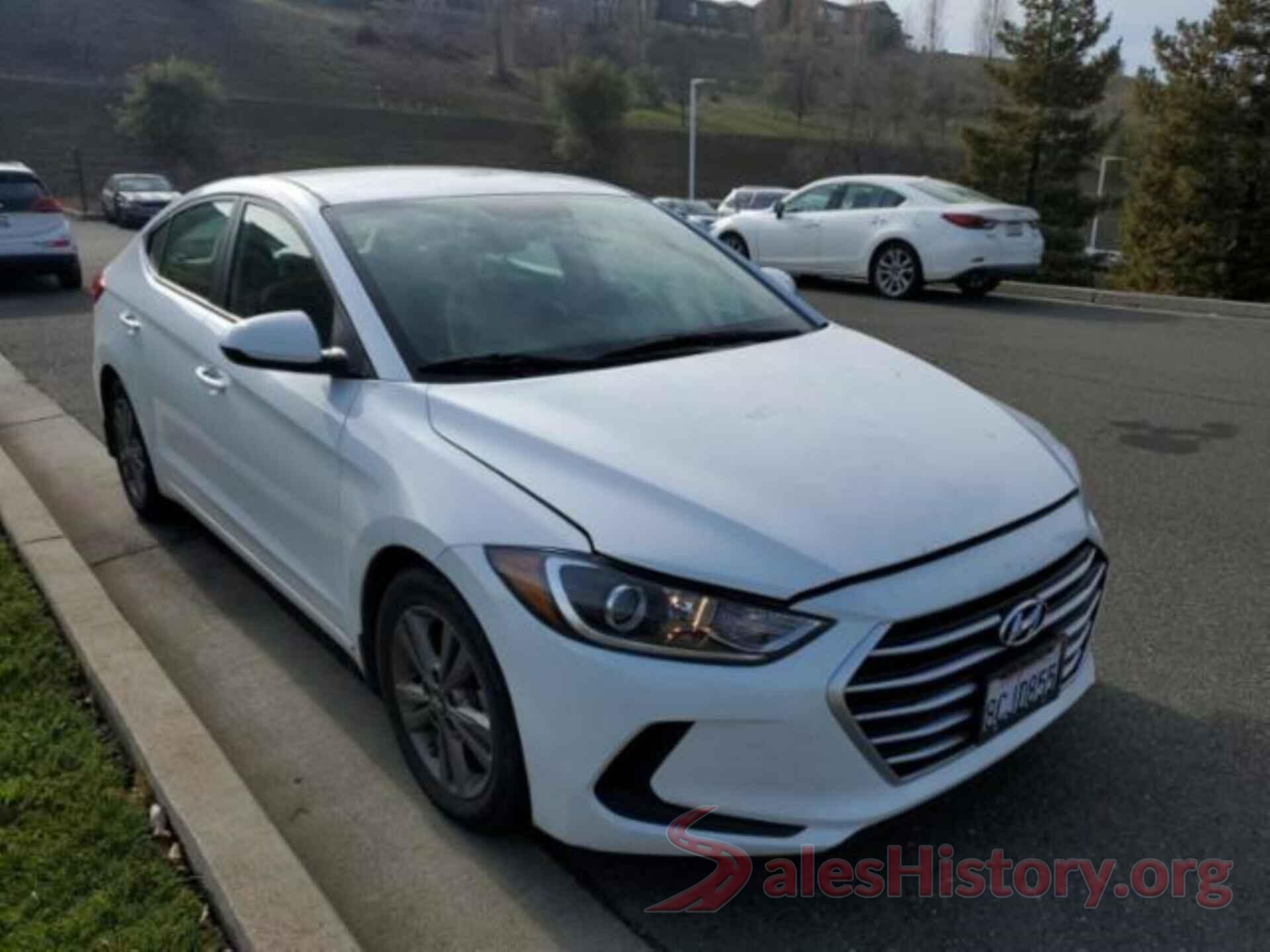 5NPD84LF0JH216727 2018 HYUNDAI ELANTRA