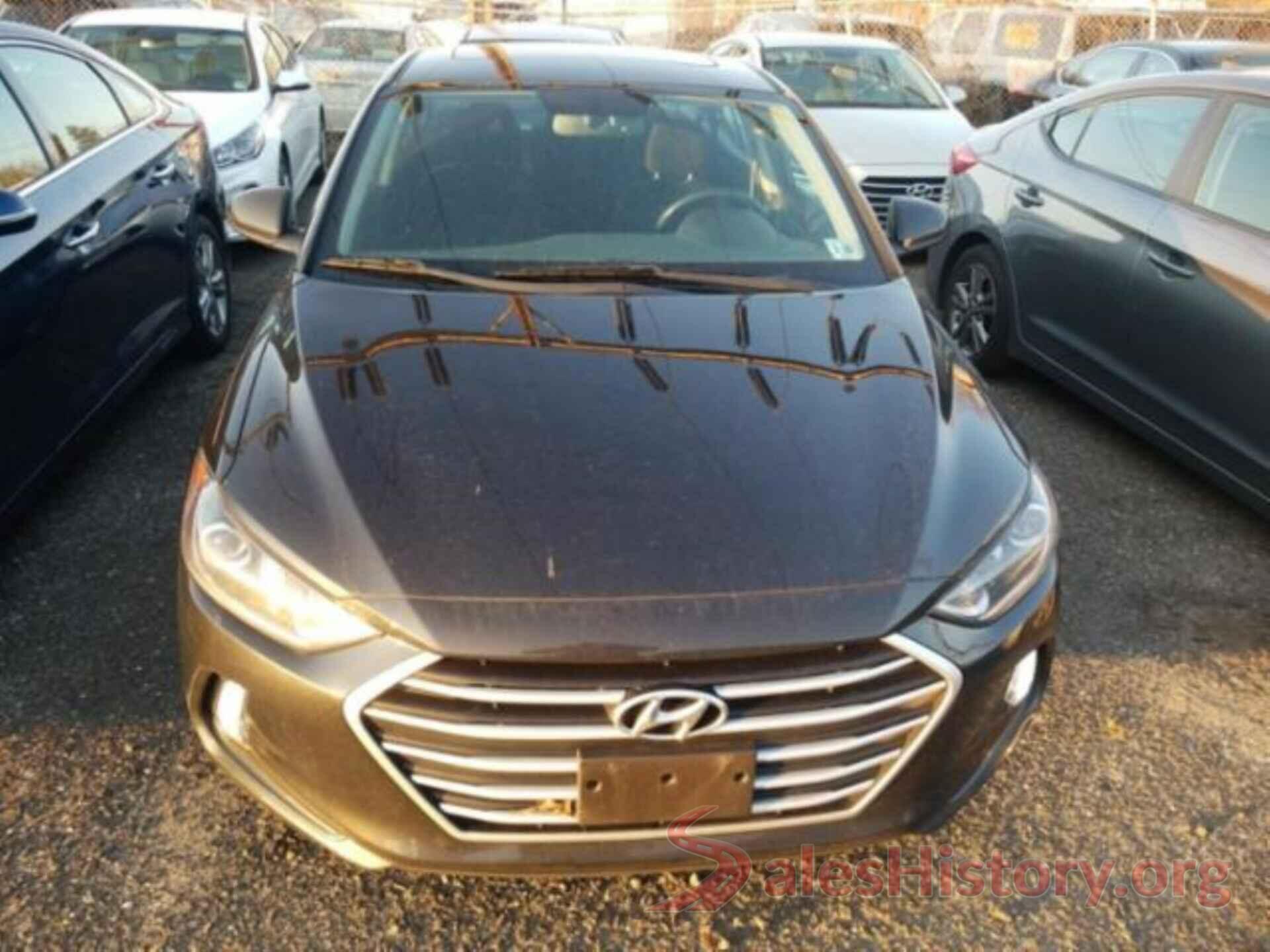 5NPD84LF0JH280069 2018 HYUNDAI ELANTRA