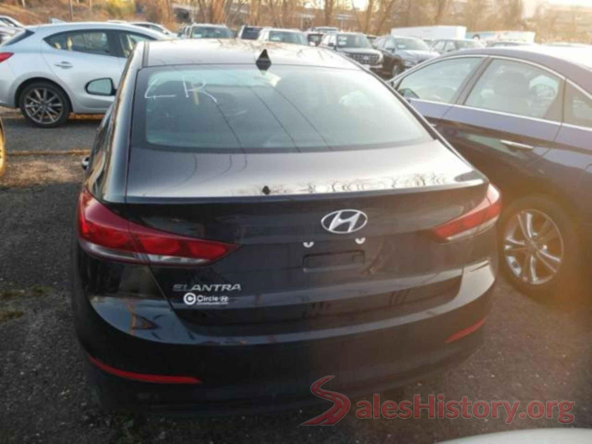 5NPD84LF0JH280069 2018 HYUNDAI ELANTRA