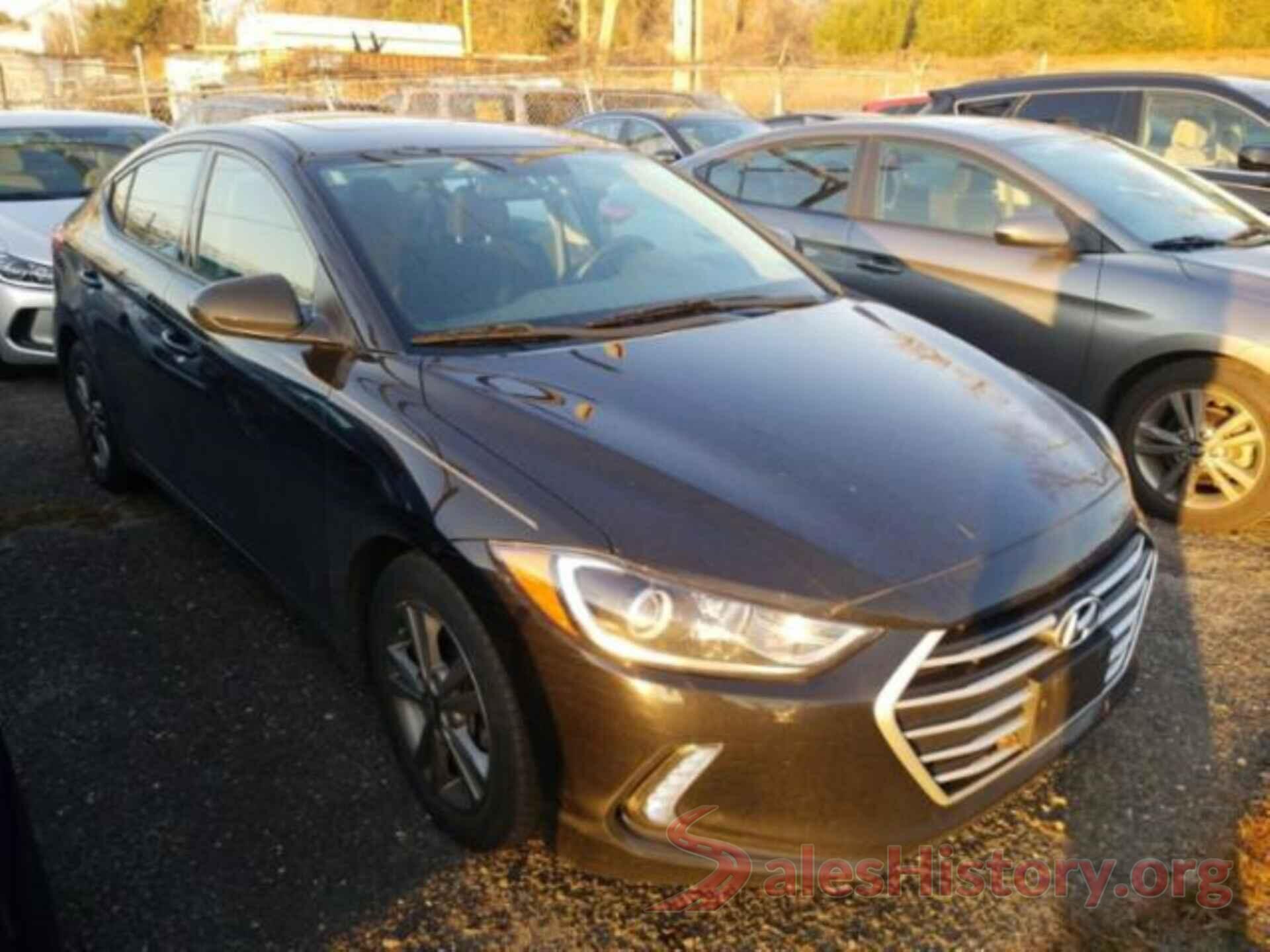 5NPD84LF0JH280069 2018 HYUNDAI ELANTRA