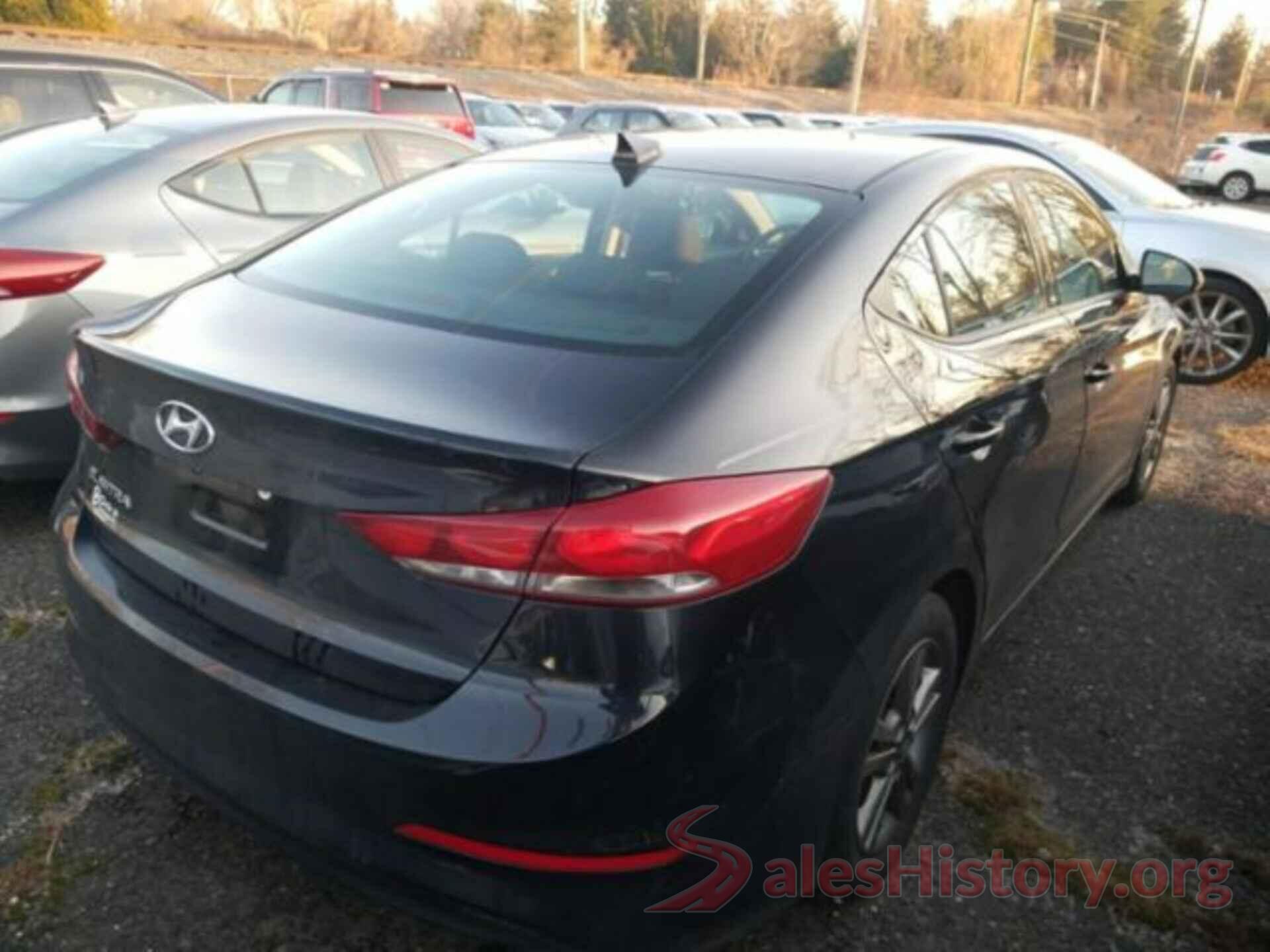 5NPD84LF0JH280069 2018 HYUNDAI ELANTRA