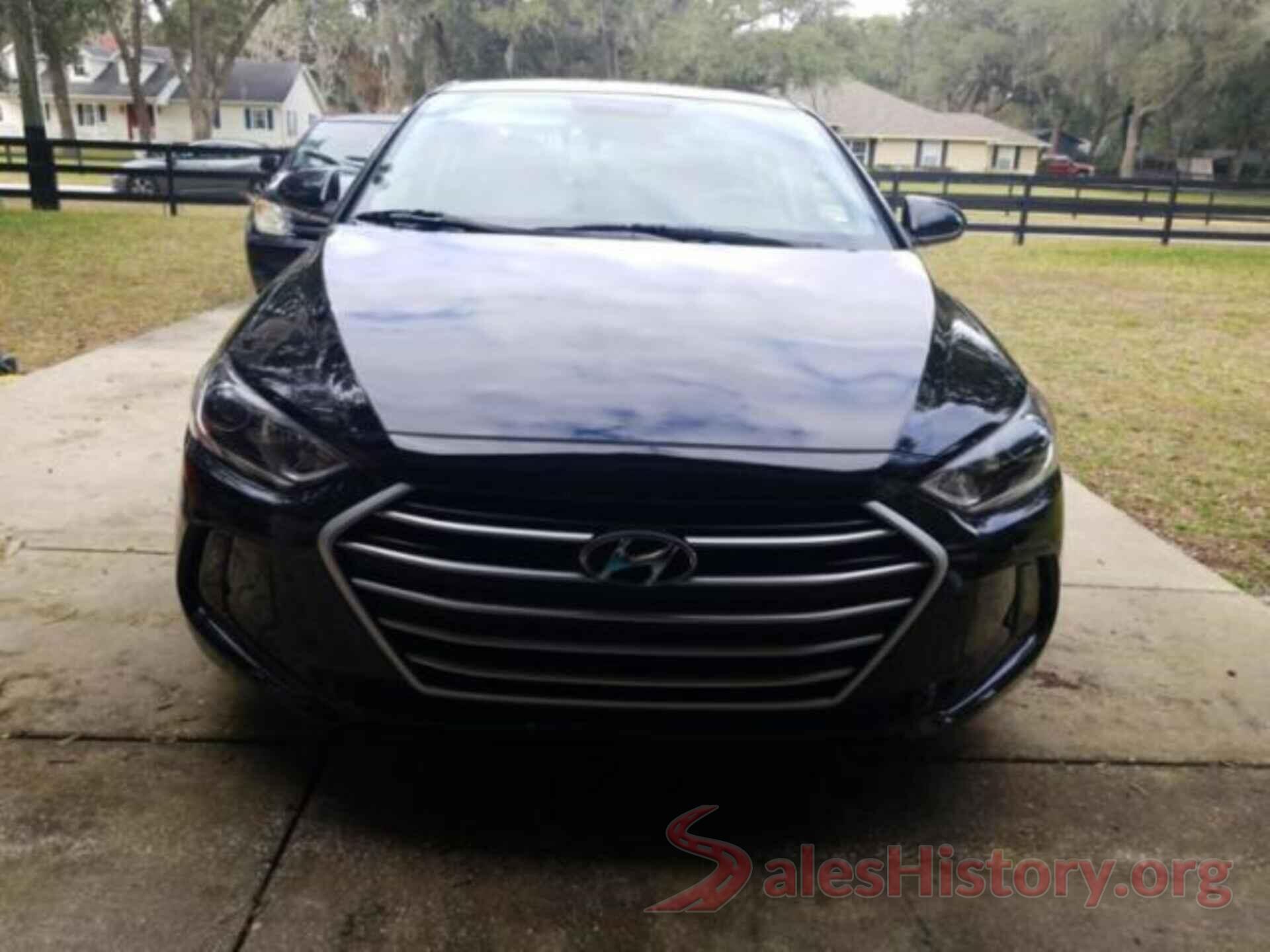 5NPD94LA8JH256118 2018 HYUNDAI ELANTRA