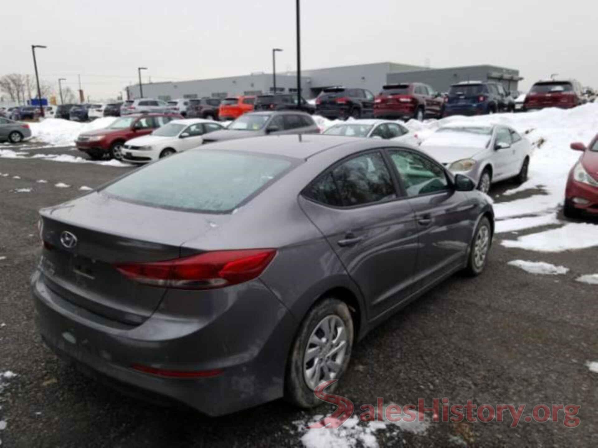 5NPD74LFXJH251083 2018 HYUNDAI ELANTRA